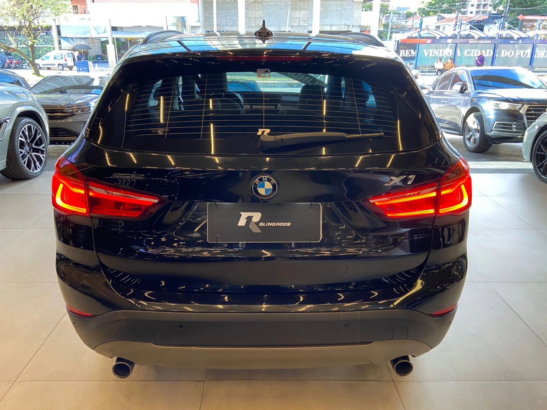 bmw X1 2.0 16V TURBO ACTIVEFLEX SDRIVE20I X-LINE 4P AUTOMÁTICO 2017