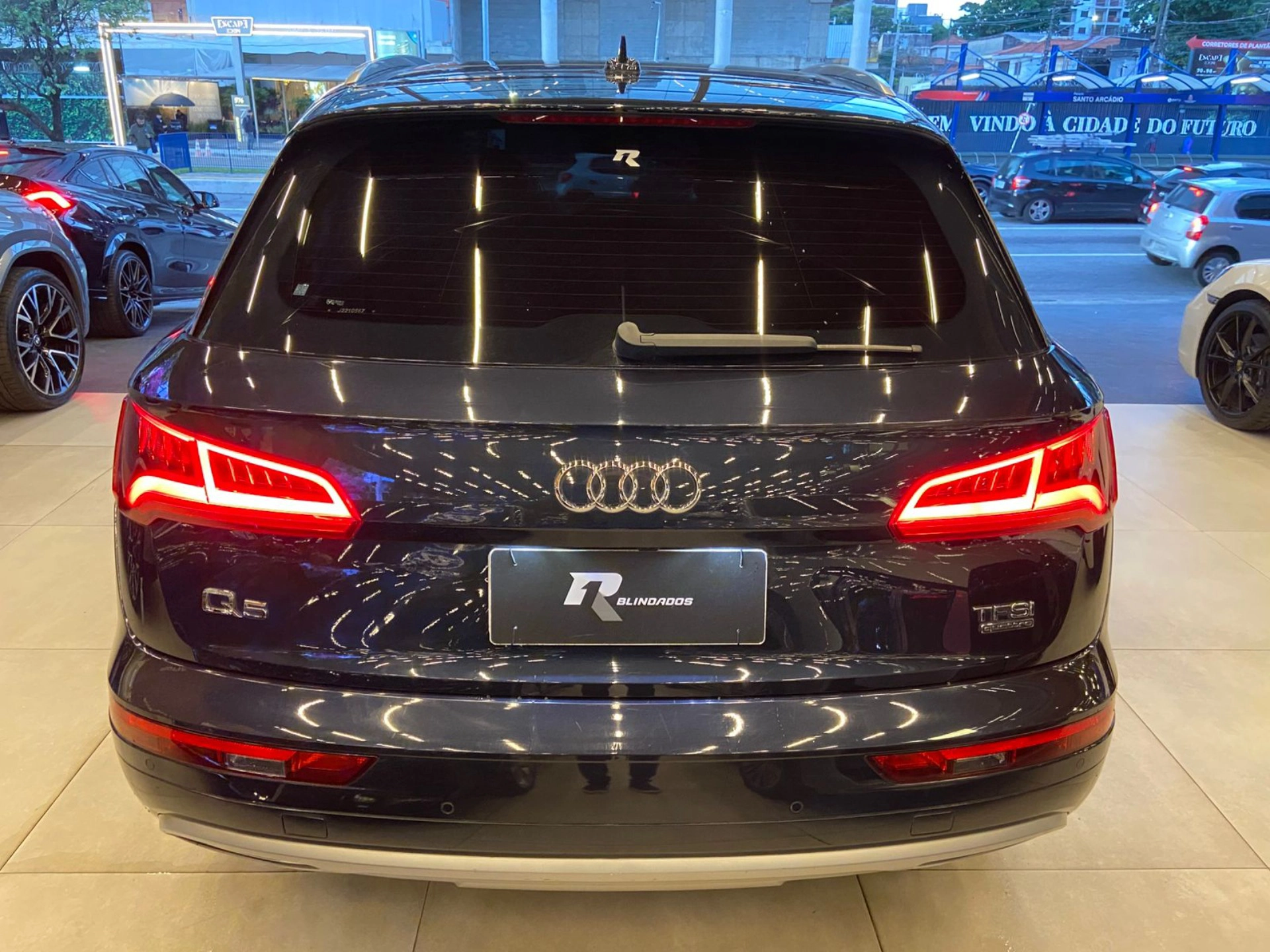audi Q5 2.0 TFSI GASOLINA AMBIENTE S TRONIC 2018