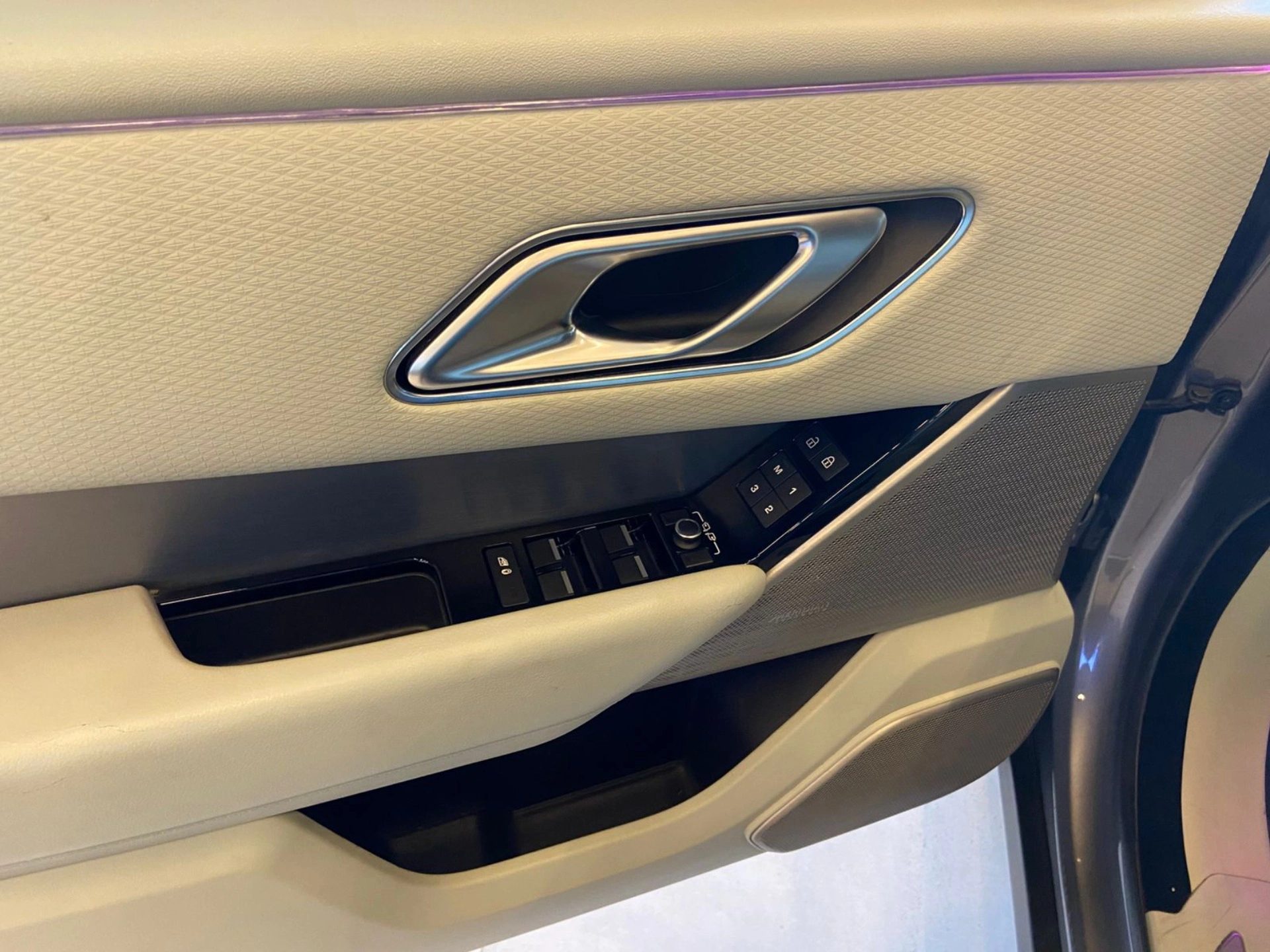 land rover RANGE ROVER VELAR 3.0 P340 GASOLINA R-DYNAMIC SE AUTOMÁTICO 2021