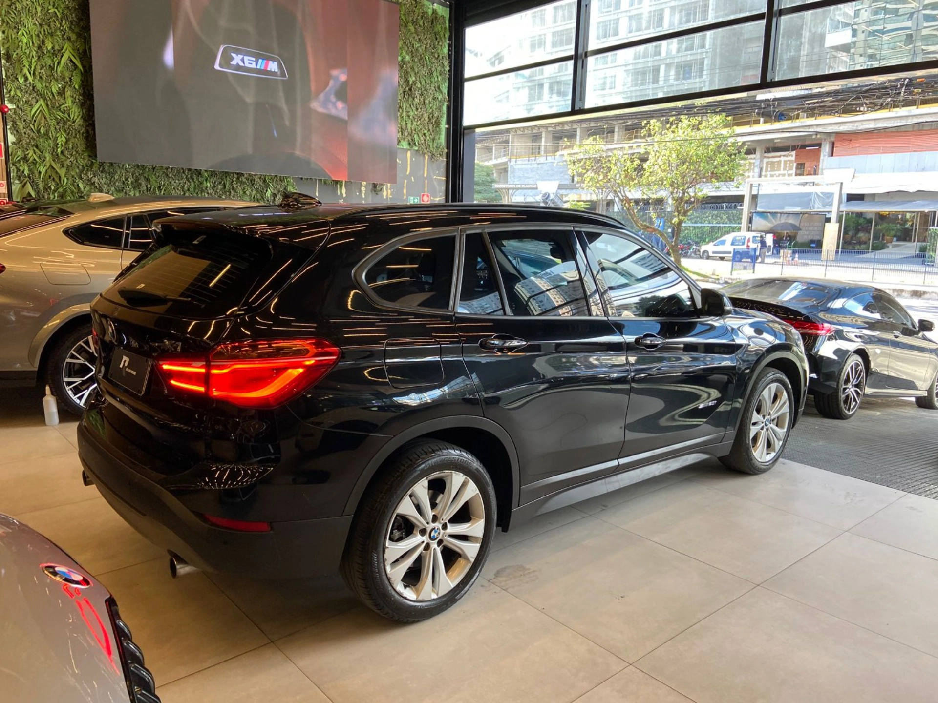 bmw X1 2.0 16V TURBO ACTIVEFLEX SDRIVE20I X-LINE 4P AUTOMÁTICO 2017