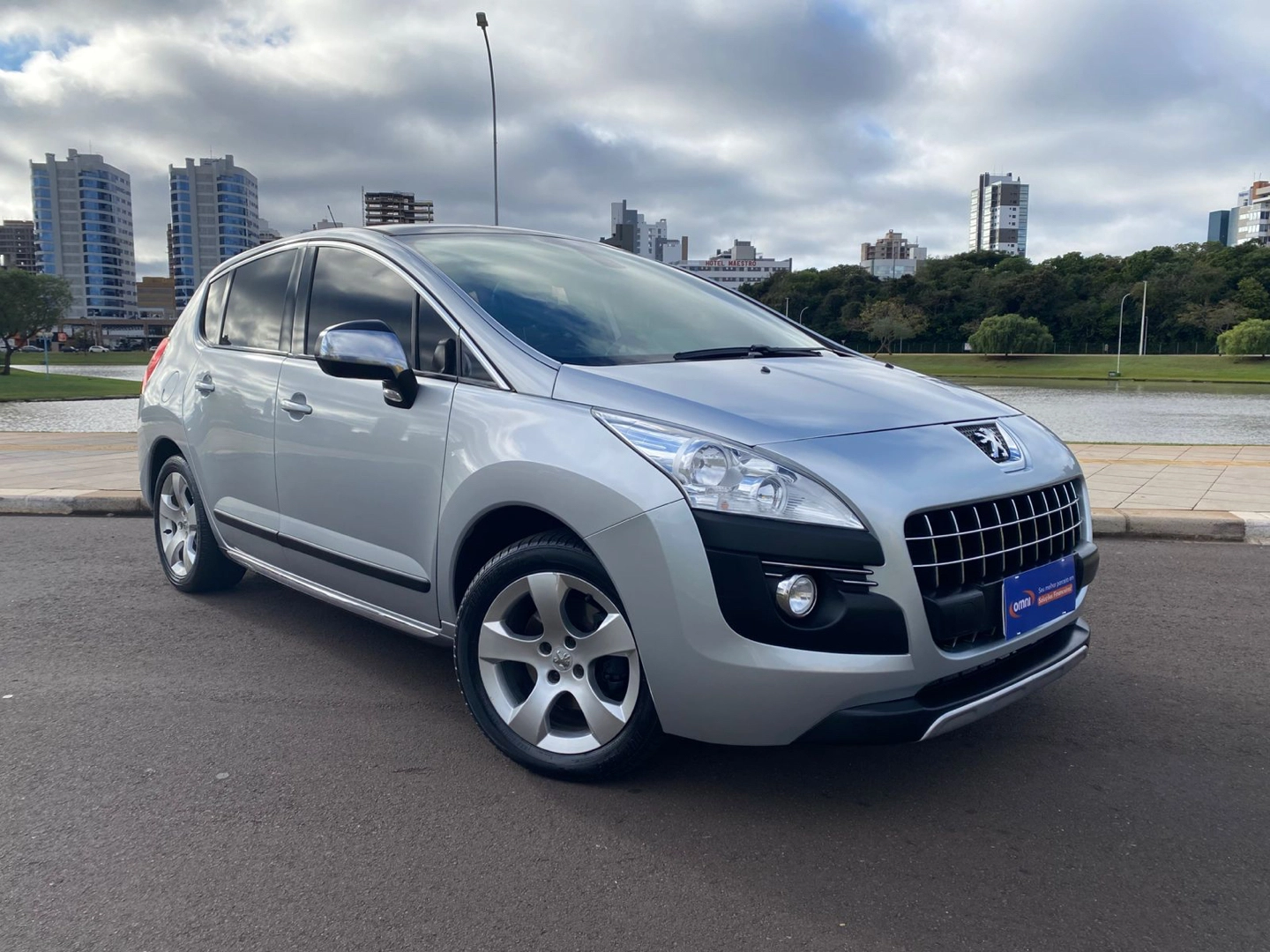 PEUGEOT 3008 1.6 GRIFFE THP 16V GASOLINA 4P AUTOMÁTICO