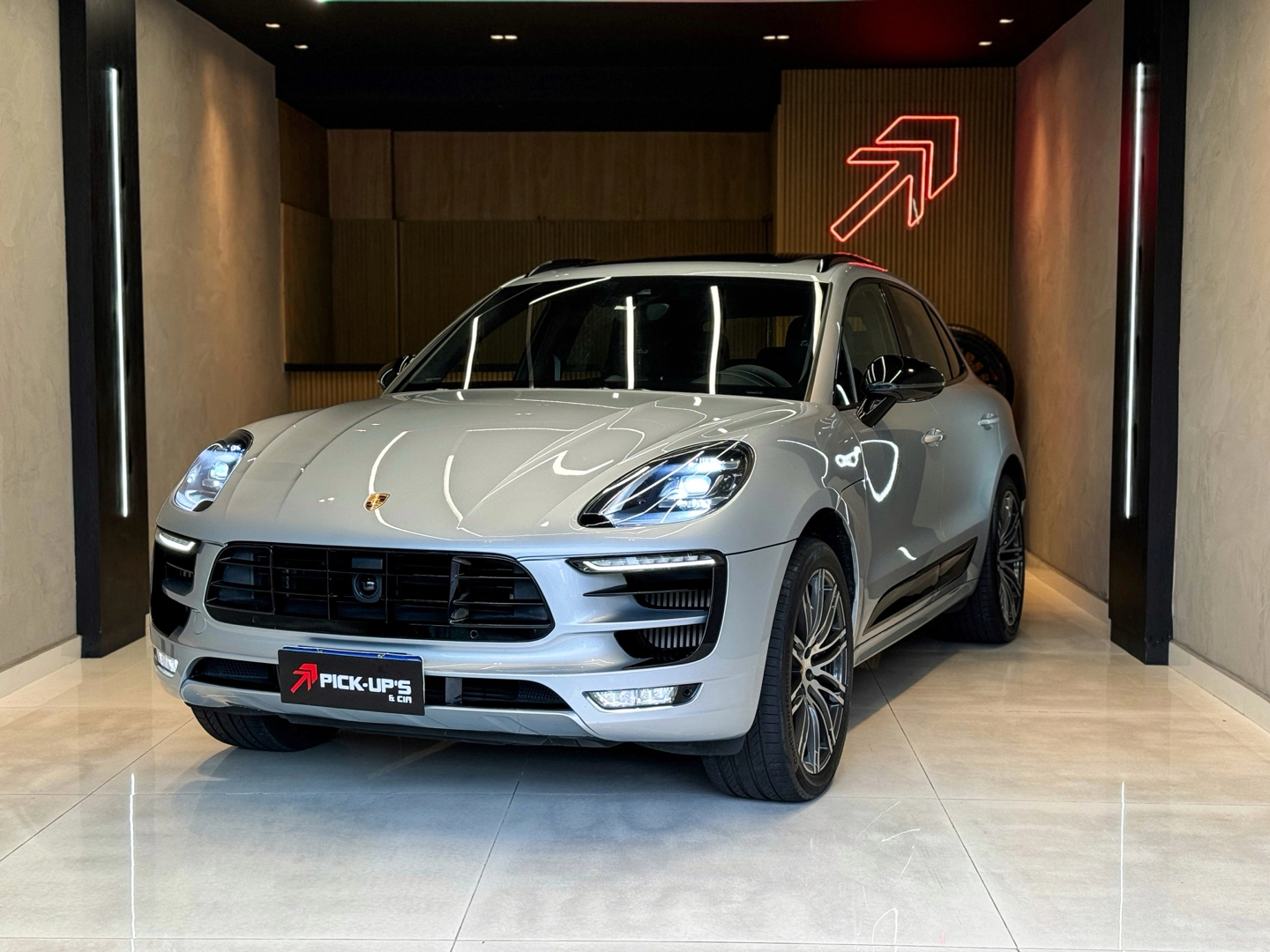 PORSCHE MACAN 3.6 24V V6 TURBO GASOLINA 4P AUTOMÁTICO