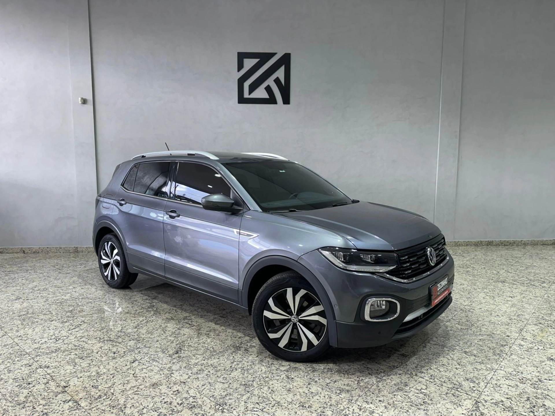 VOLKSWAGEN T-CROSS 1.4 250 TSI TOTAL FLEX HIGHLINE AUTOMÁTICO