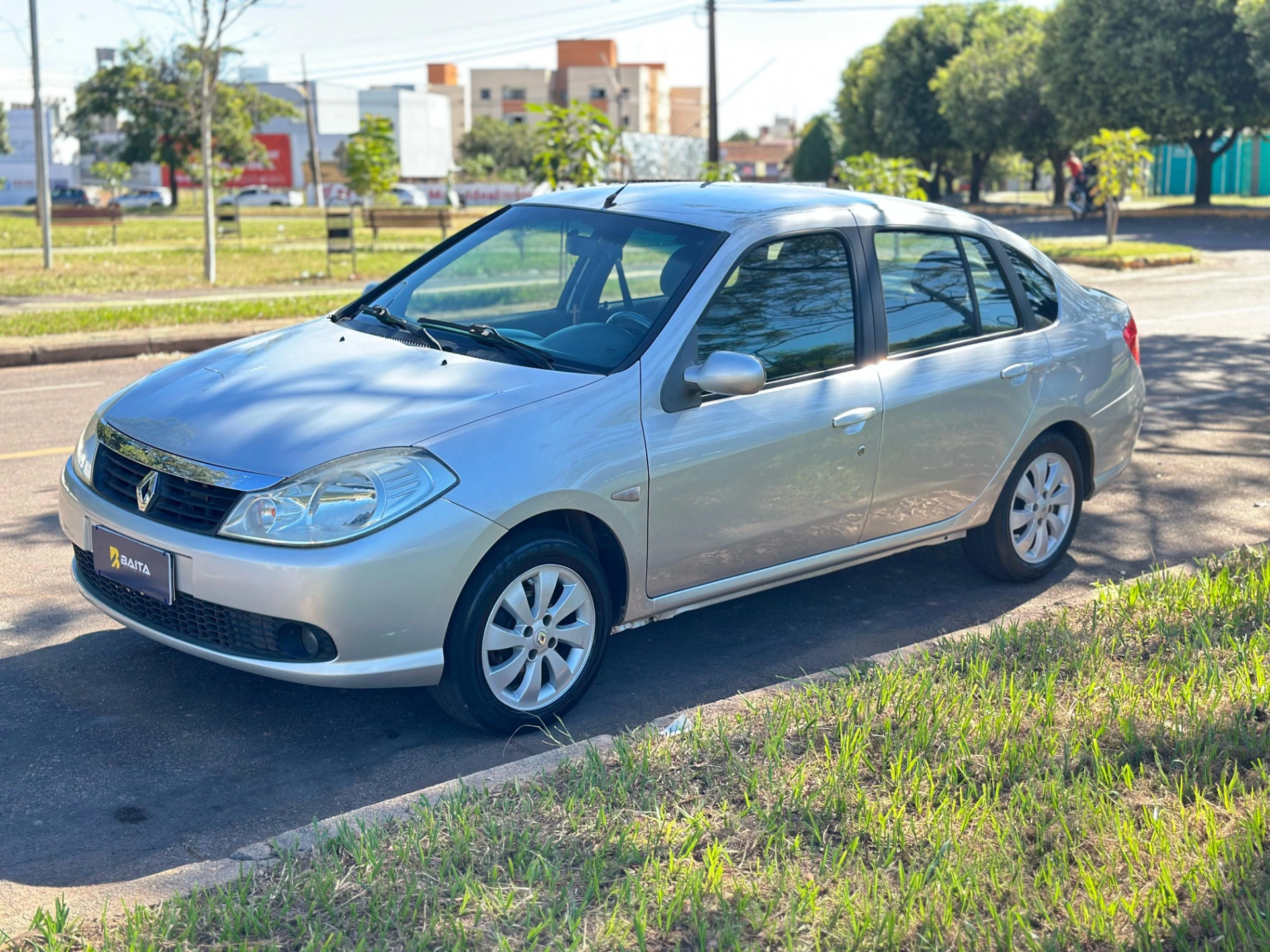RENAULT SYMBOL - Imagem 2