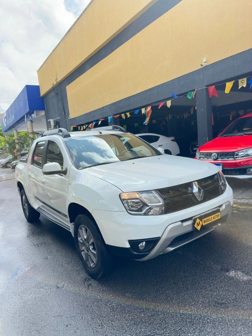 RENAULT DUSTER OROCH 2.0 16V FLEX DYNAMIQUE 4P AUTOMÁTICO
