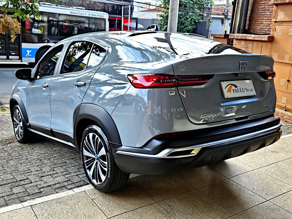 fiat FASTBACK 1.0 TURBO 200 HYBRID AUDACE CVT 2025