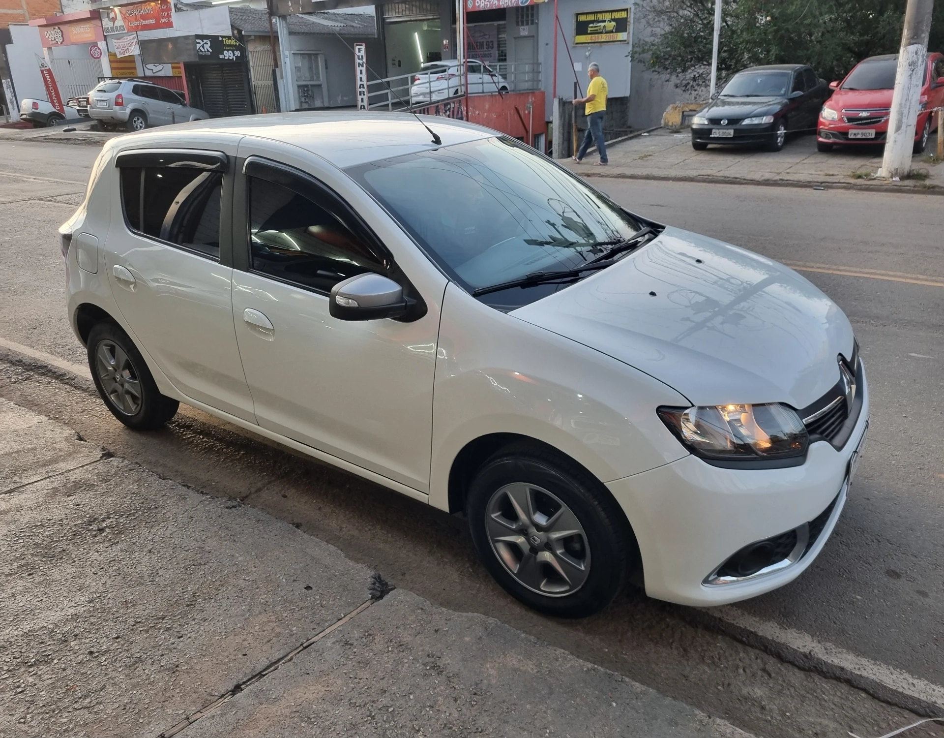 RENAULT SANDERO 1.0 12V SCE FLEX EXPRESSION MANUAL