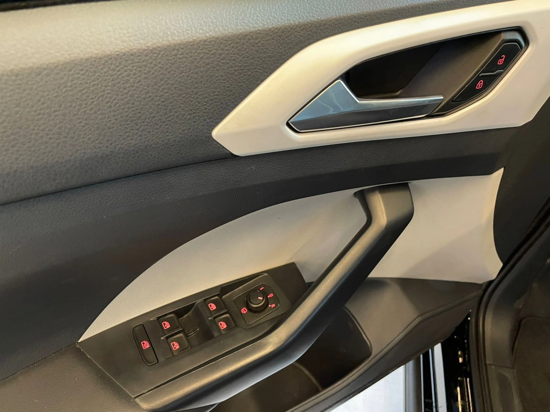 volkswagen T-CROSS 1.4 250 TSI TOTAL FLEX HIGHLINE AUTOMÁTICO 2020