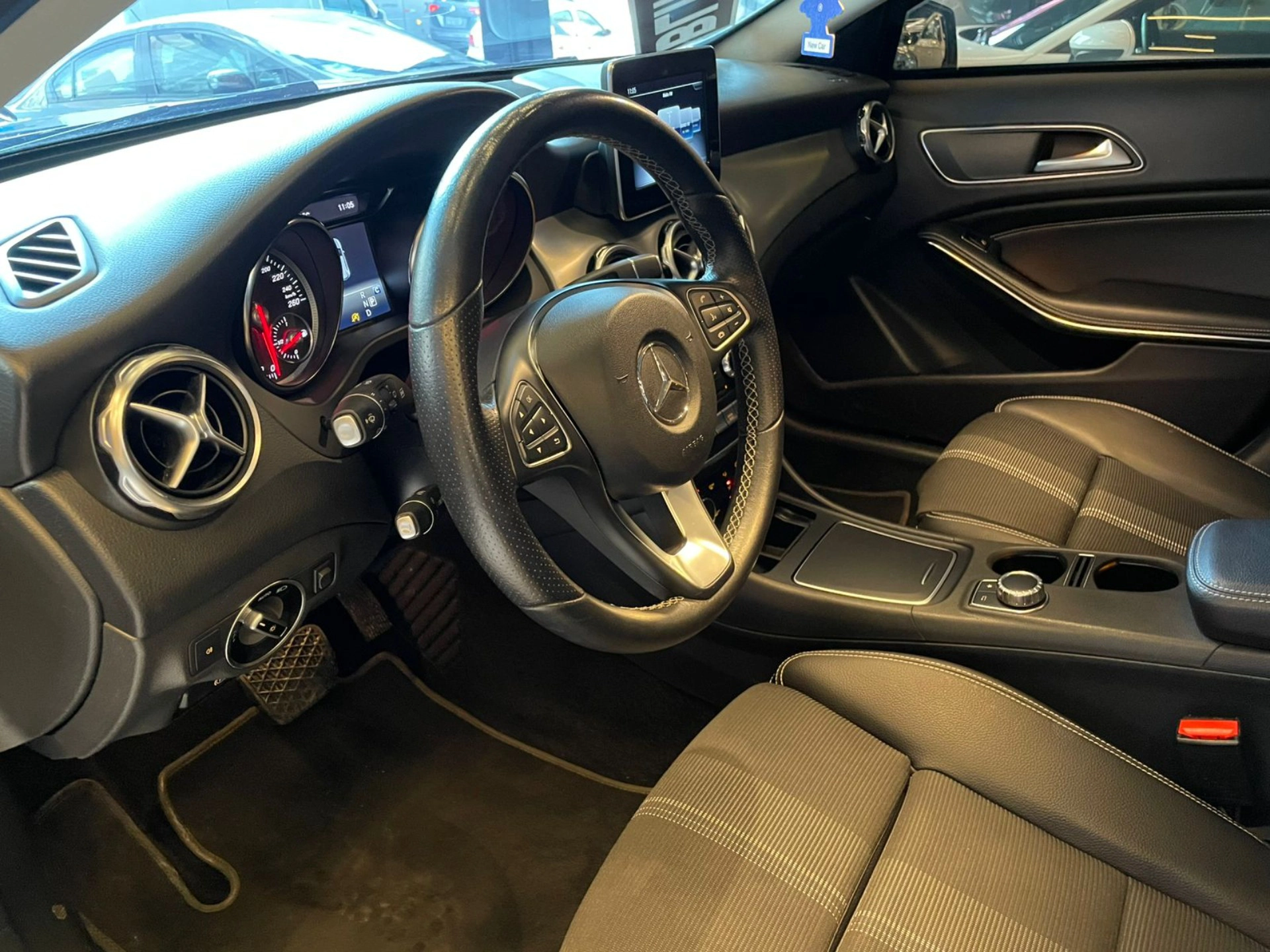 mercedes-benz GLA 200 1.6 CGI FLEX ADVANCE 7G-DCT 2018