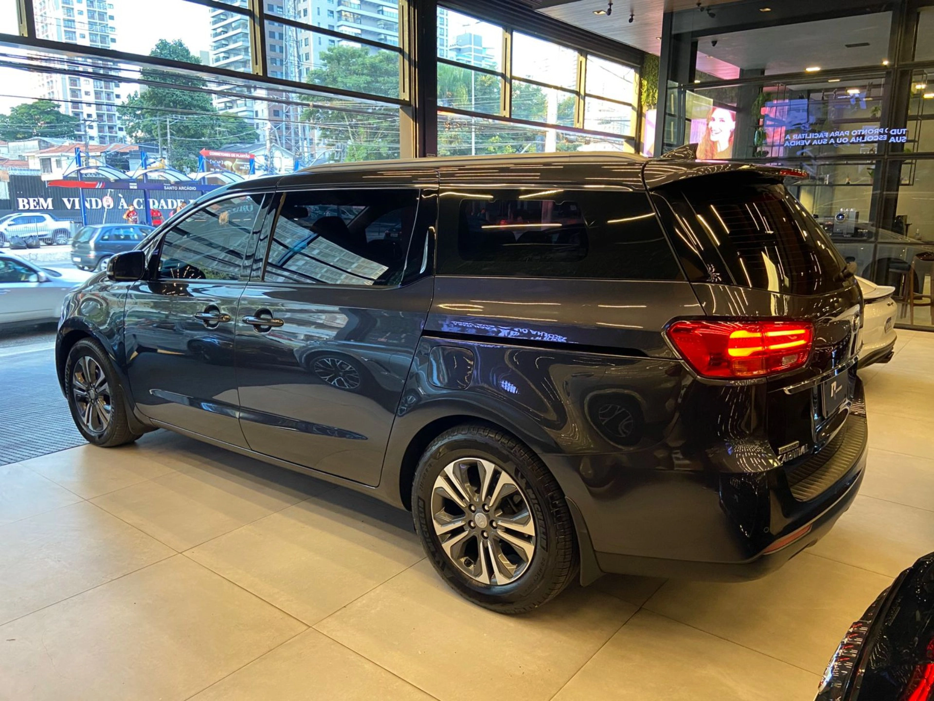 kia CARNIVAL 3.3 EX V6 24V GASOLINA 4P AUTOMATICO 2019