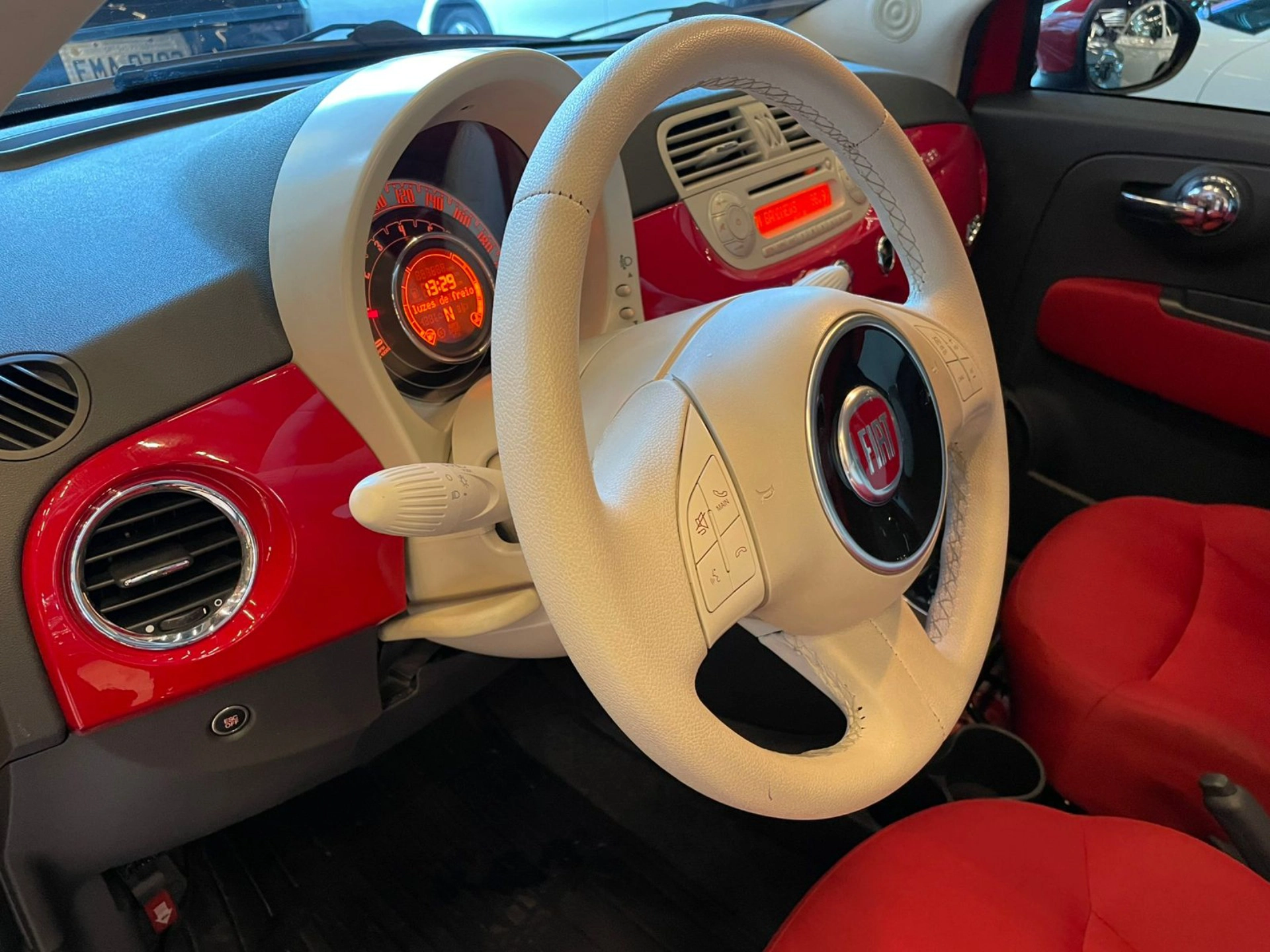 fiat 500 1.4 CULT 8V FLEX 2P AUTOMATIZADO 2015