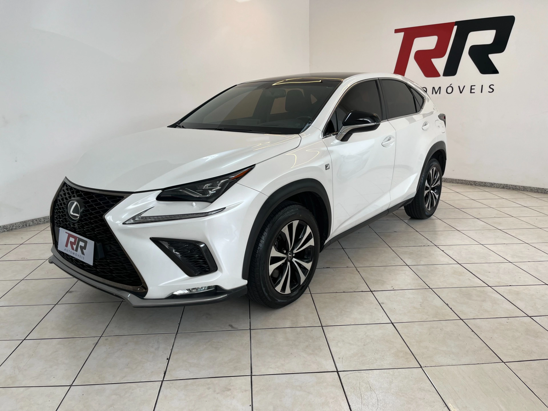 LEXUS NX 300 2.0 16V VVT-I TURBO GASOLINA F-SPORT 6A/T AWD