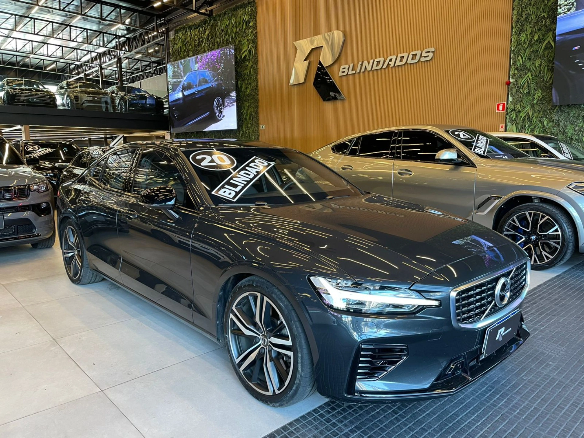 volvo S60 2.0 T8 R-DESIGN HÍBRIDO 4P AUTOMÁTICO 2020
