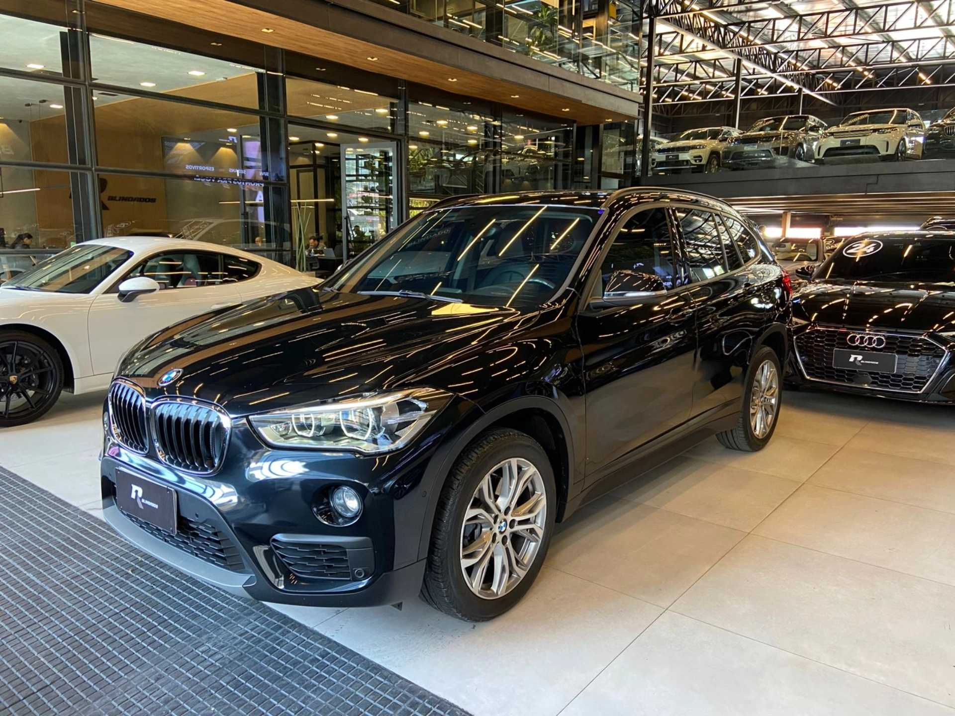 bmw X1 2.0 16V TURBO ACTIVEFLEX SDRIVE20I 4P AUTOMÁTICO 2019 bmw X1 2.0 16V TURBO ACTIVEFLEX SDRIVE20I 4P AUTOMÁTICO 2019