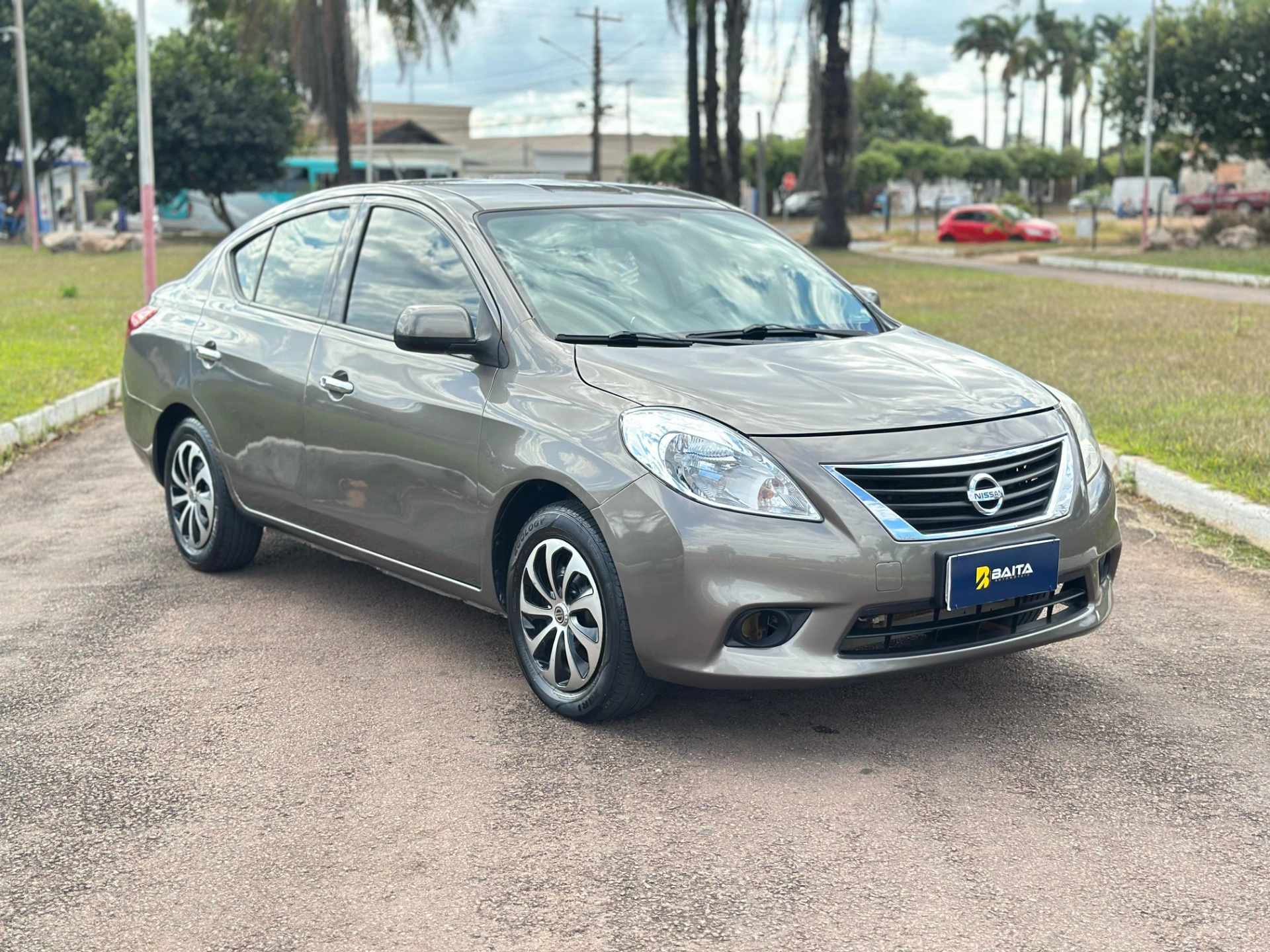 NISSAN VERSA