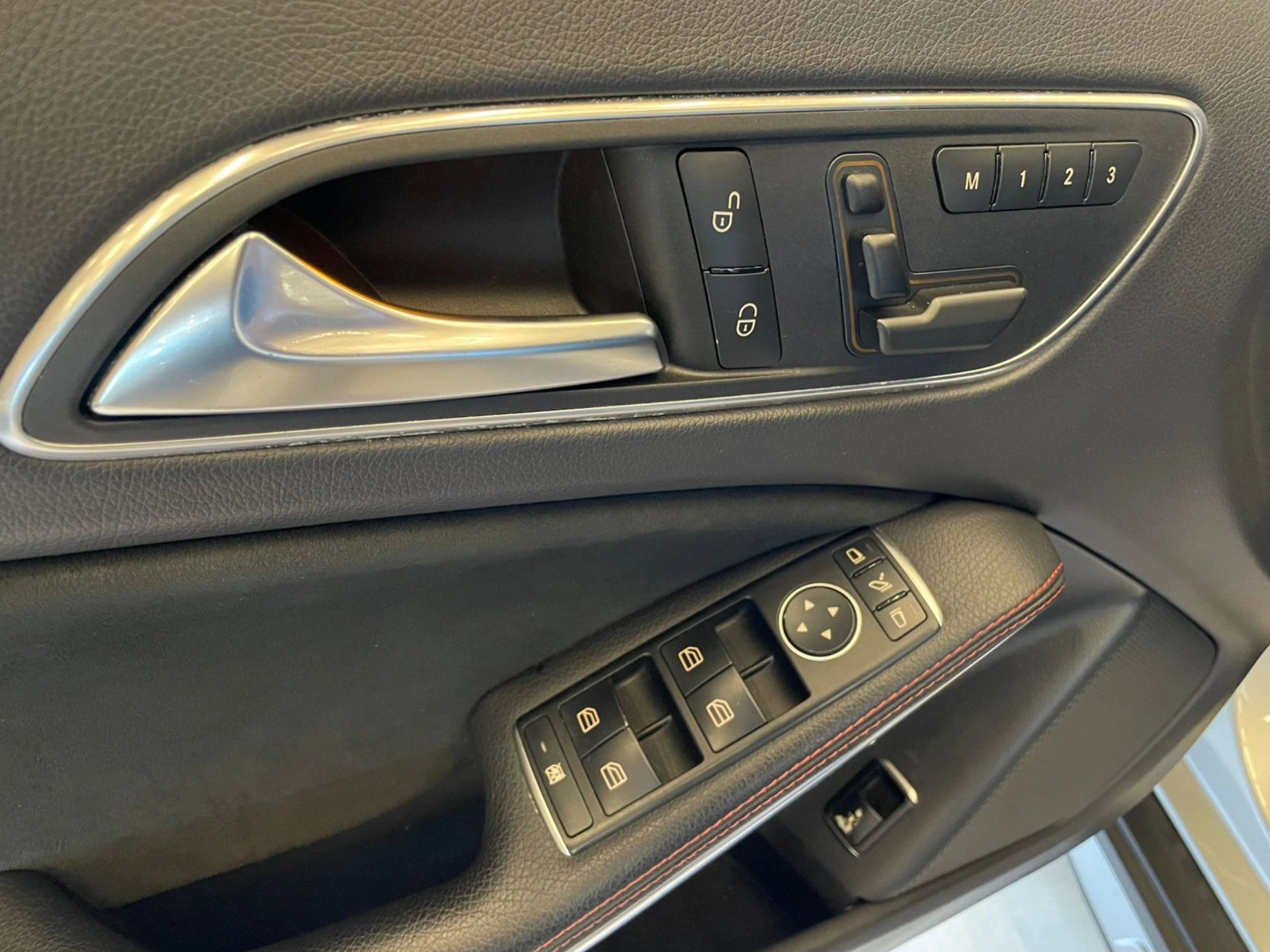 mercedes-benz GLA 250 2.0 16V TURBO GASOLINA SPORT 4P AUTOMÁTICO 2016