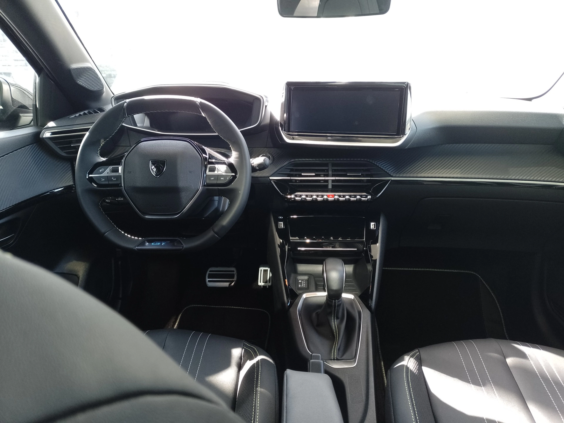 PEUGEOT-208-1.0 TURBO 200 FLEX GT CVT