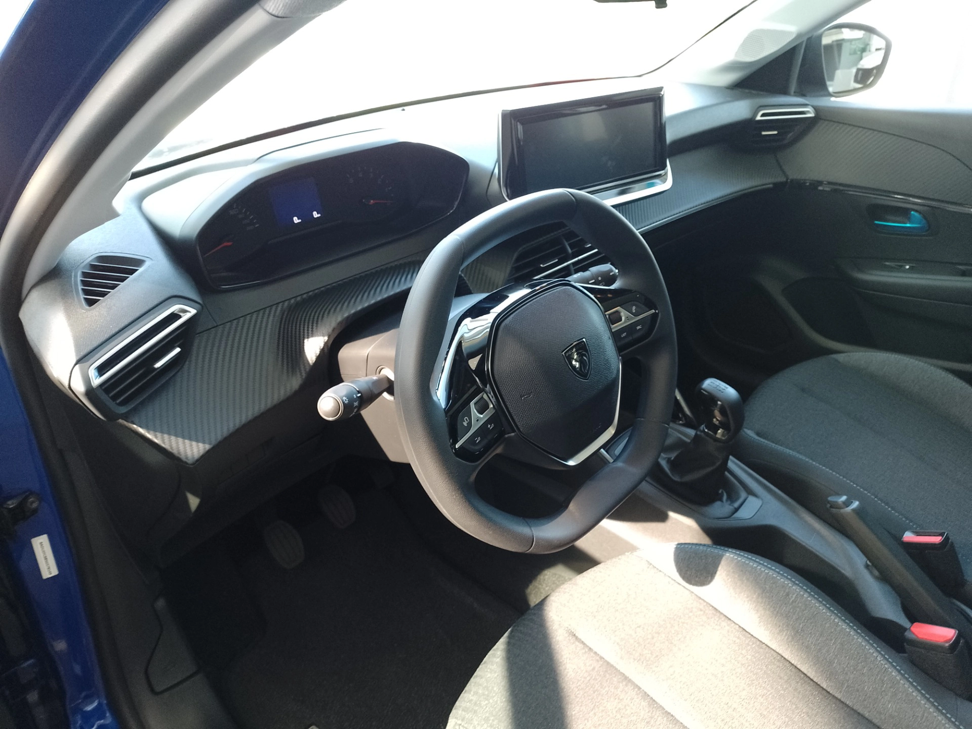 PEUGEOT-208-1.0 FIREFLY FLEX STYLE MANUAL