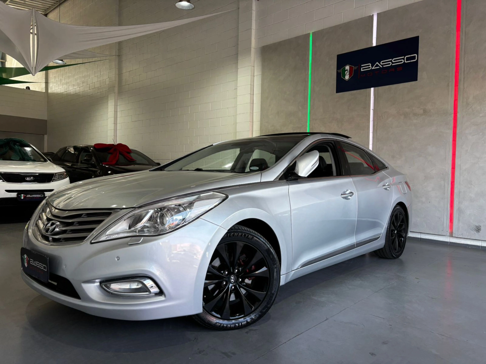 HYUNDAI AZERA 3.0 MPFI GLS V6 24V GASOLINA 4P AUTOMÁTICO