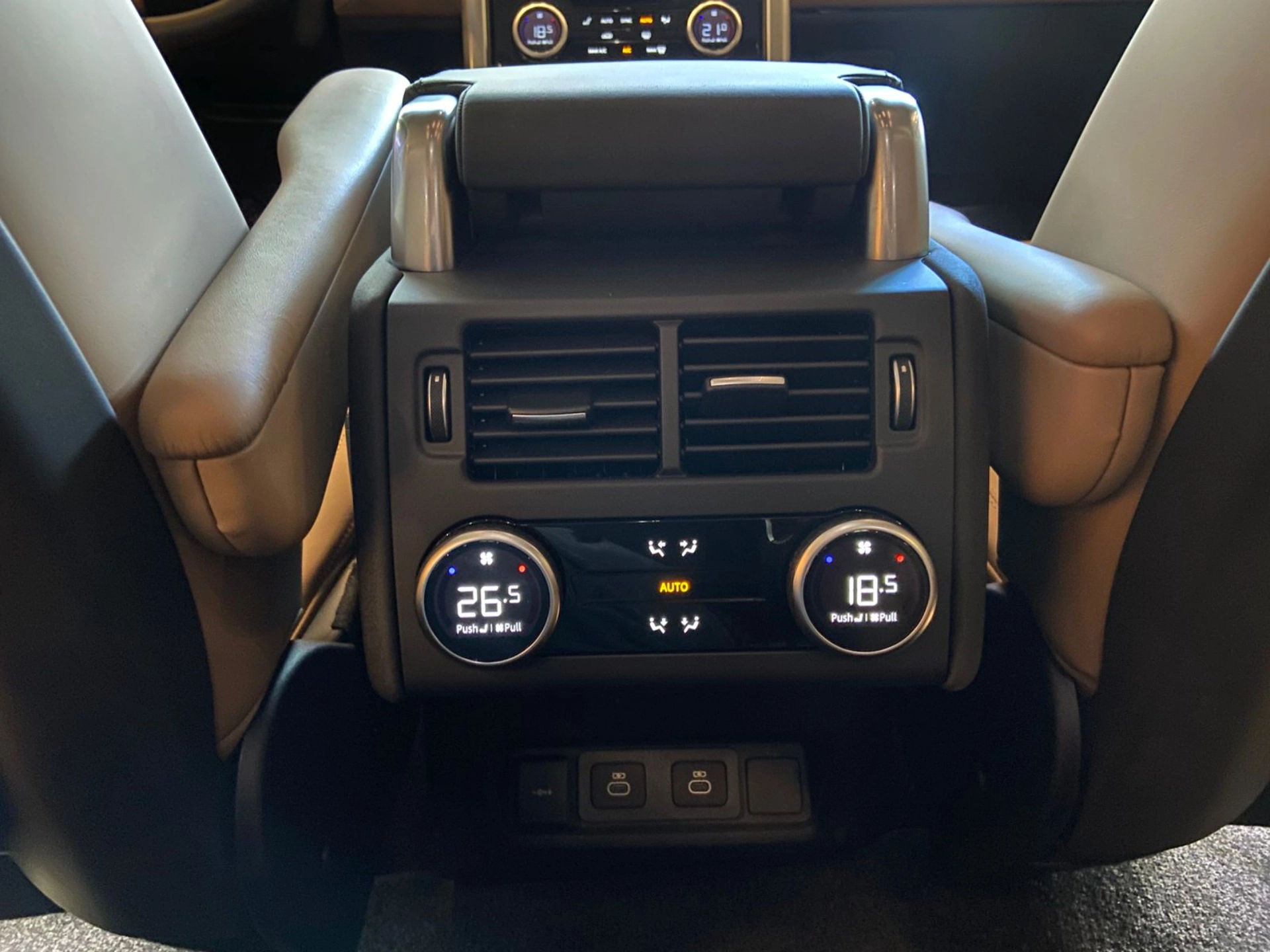 land rover DISCOVERY 3.0 D350 TURBO DIESEL MHEV METROPOLITAN EDITION AUTOMÁTICO 2025