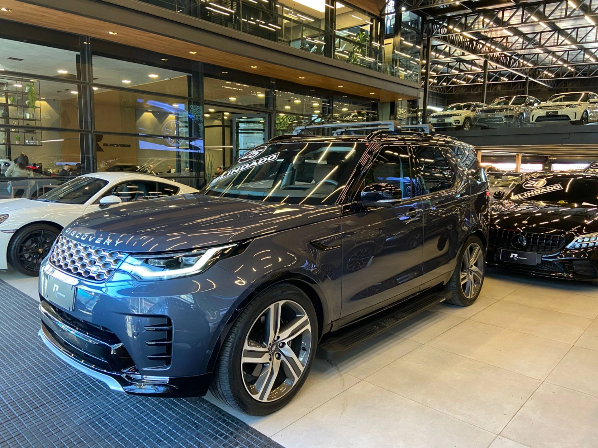 land rover DISCOVERY 3.0 D350 TURBO DIESEL MHEV METROPOLITAN EDITION AUTOMÁTICO 2025
