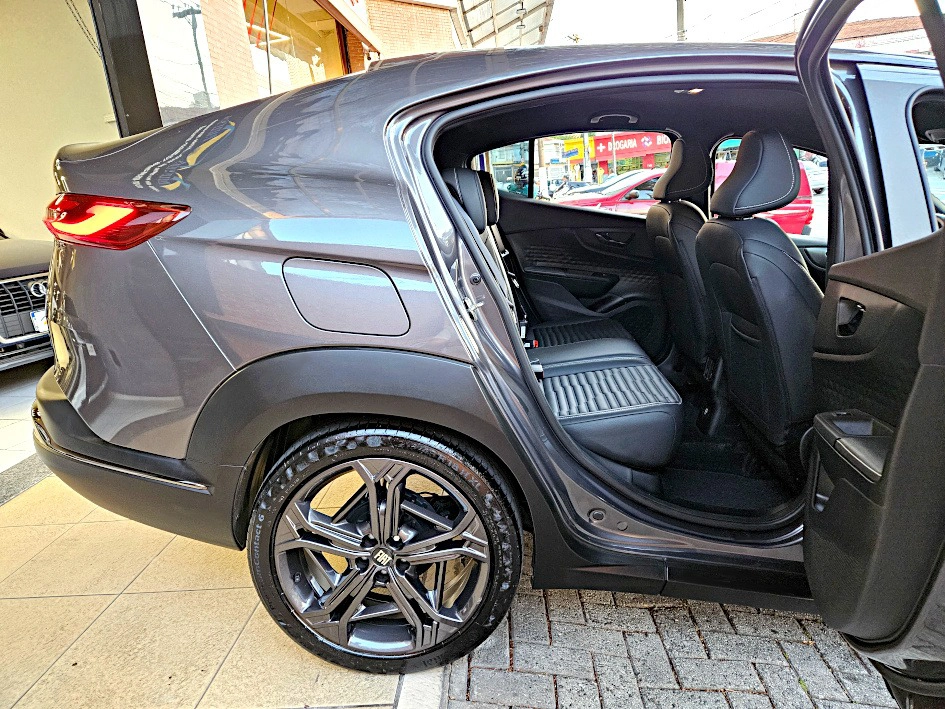 fiat FASTBACK 1.3 TURBO 270 FLEX LIMITED EDITION AT6 2023