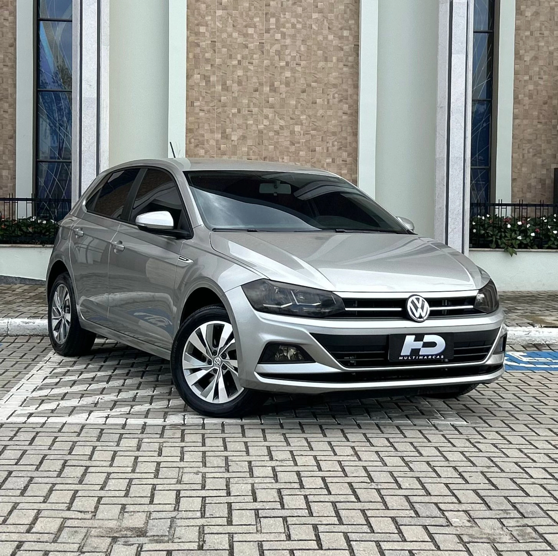 POLO 1.0 200 TSI COMFORTLINE AUTOMÁTICO