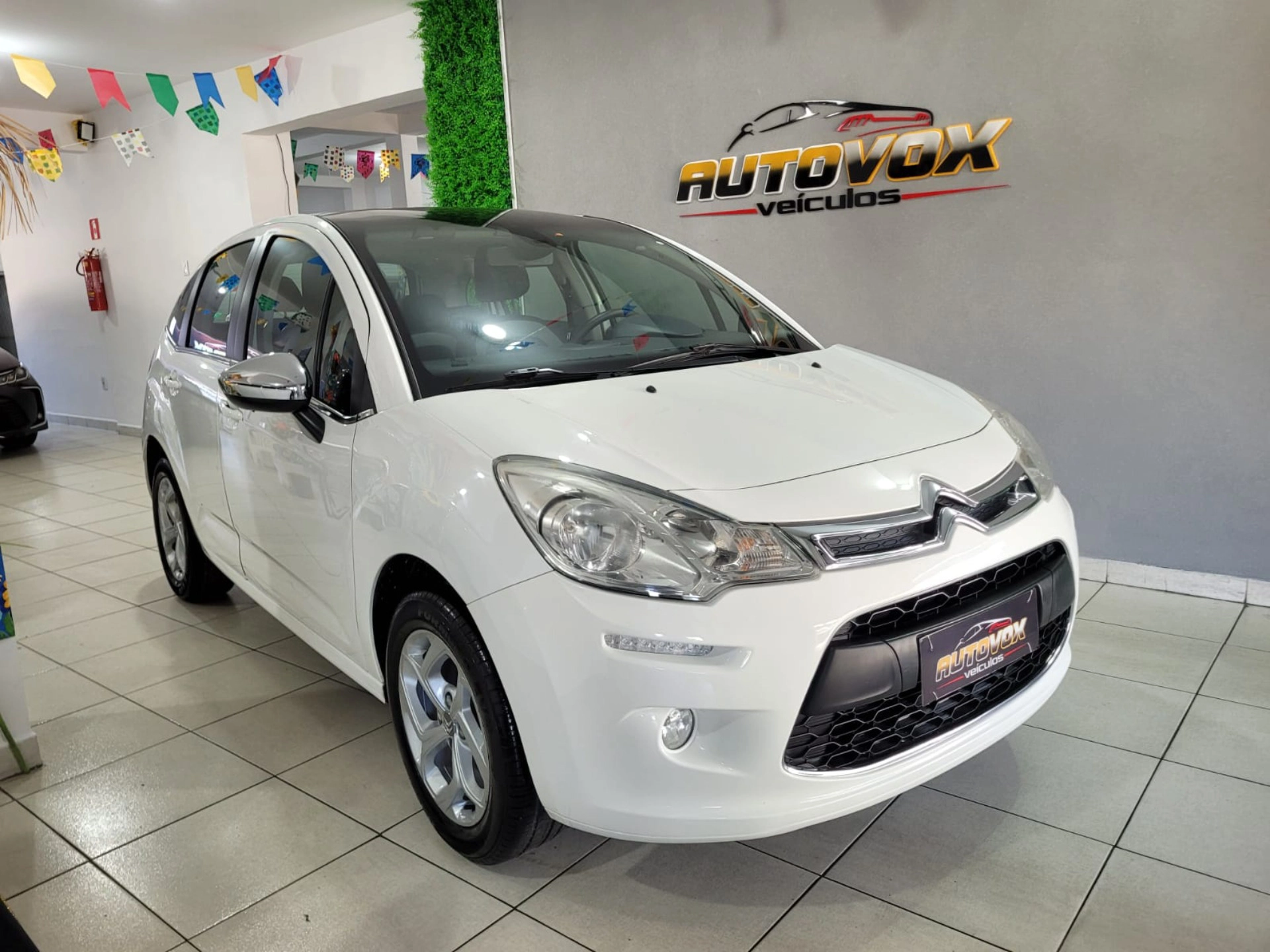 CITROËN C3 1.6 EXCLUSIVE 16V FLEX 4P AUTOMÁTICO