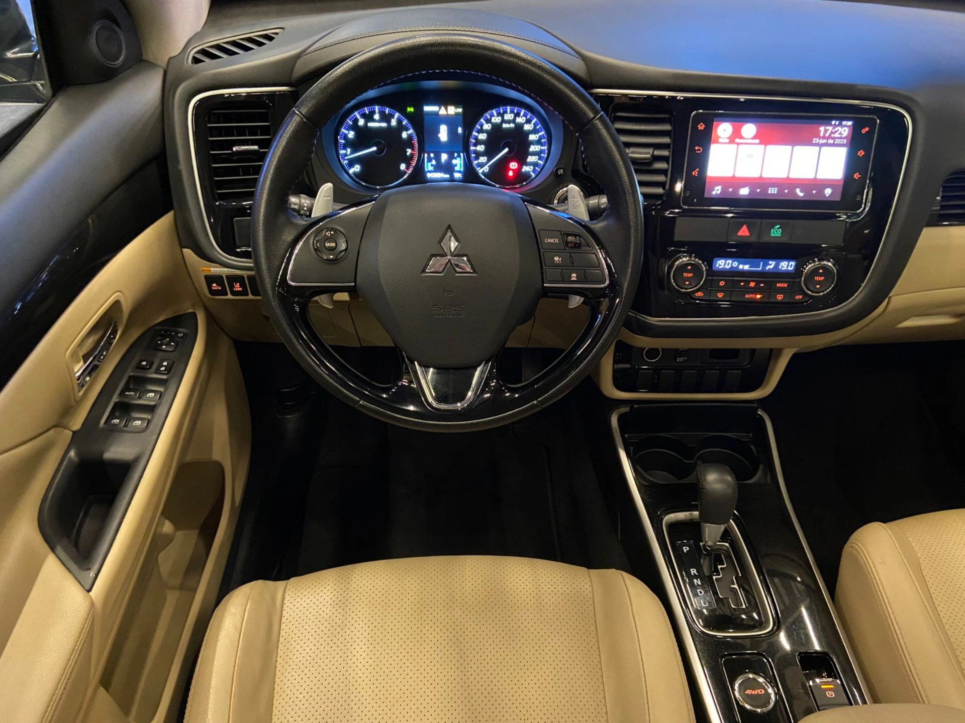 mitsubishi OUTLANDER 3.0 GT 4X4 V6 24V GASOLINA 4P AUTOMÁTICO 2018
