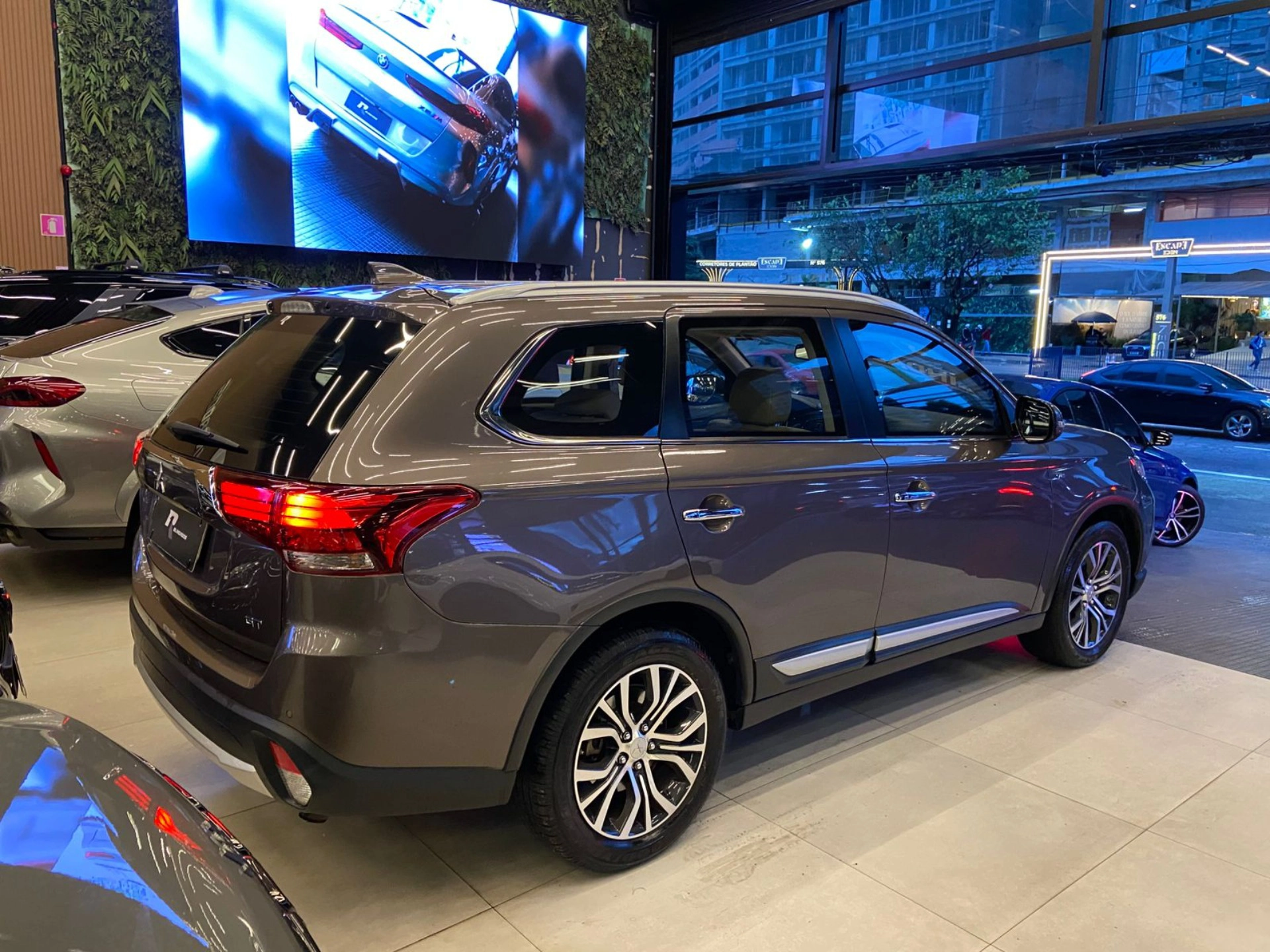 mitsubishi OUTLANDER 3.0 GT 4X4 V6 24V GASOLINA 4P AUTOMÁTICO 2018