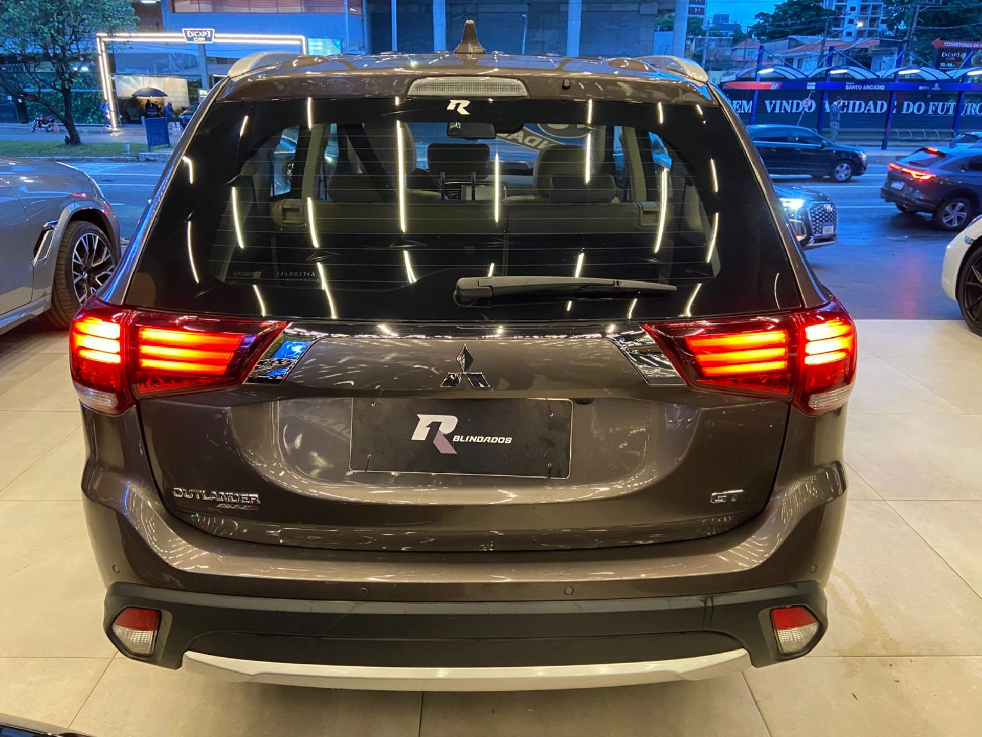 mitsubishi OUTLANDER 3.0 GT 4X4 V6 24V GASOLINA 4P AUTOMÁTICO 2018