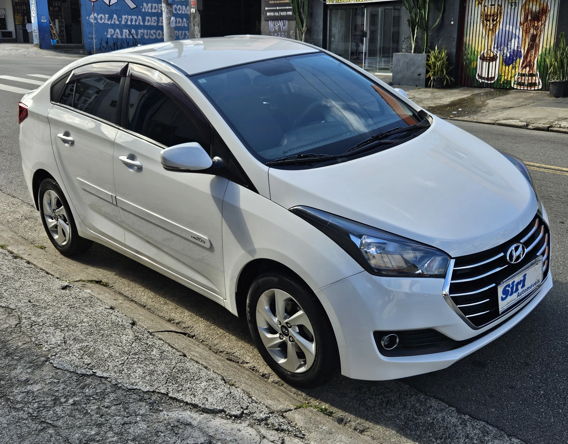HYUNDAI HB20S 1.6 COMFORT PLUS 16V FLEX 4P AUTOMÁTICO