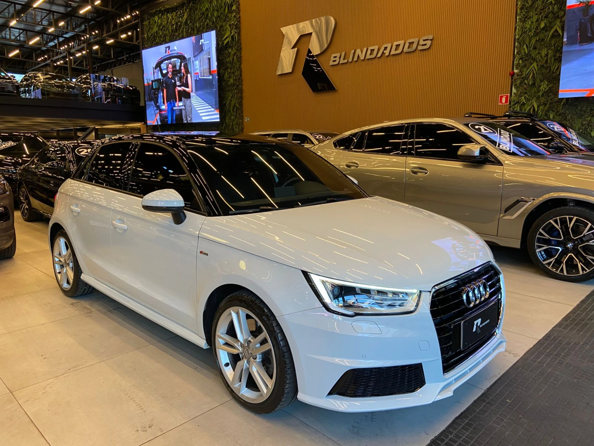 audi A1 1.8 TFSI SPORTBACK AMBITION GASOLINA 4P S-TRONIC 2018