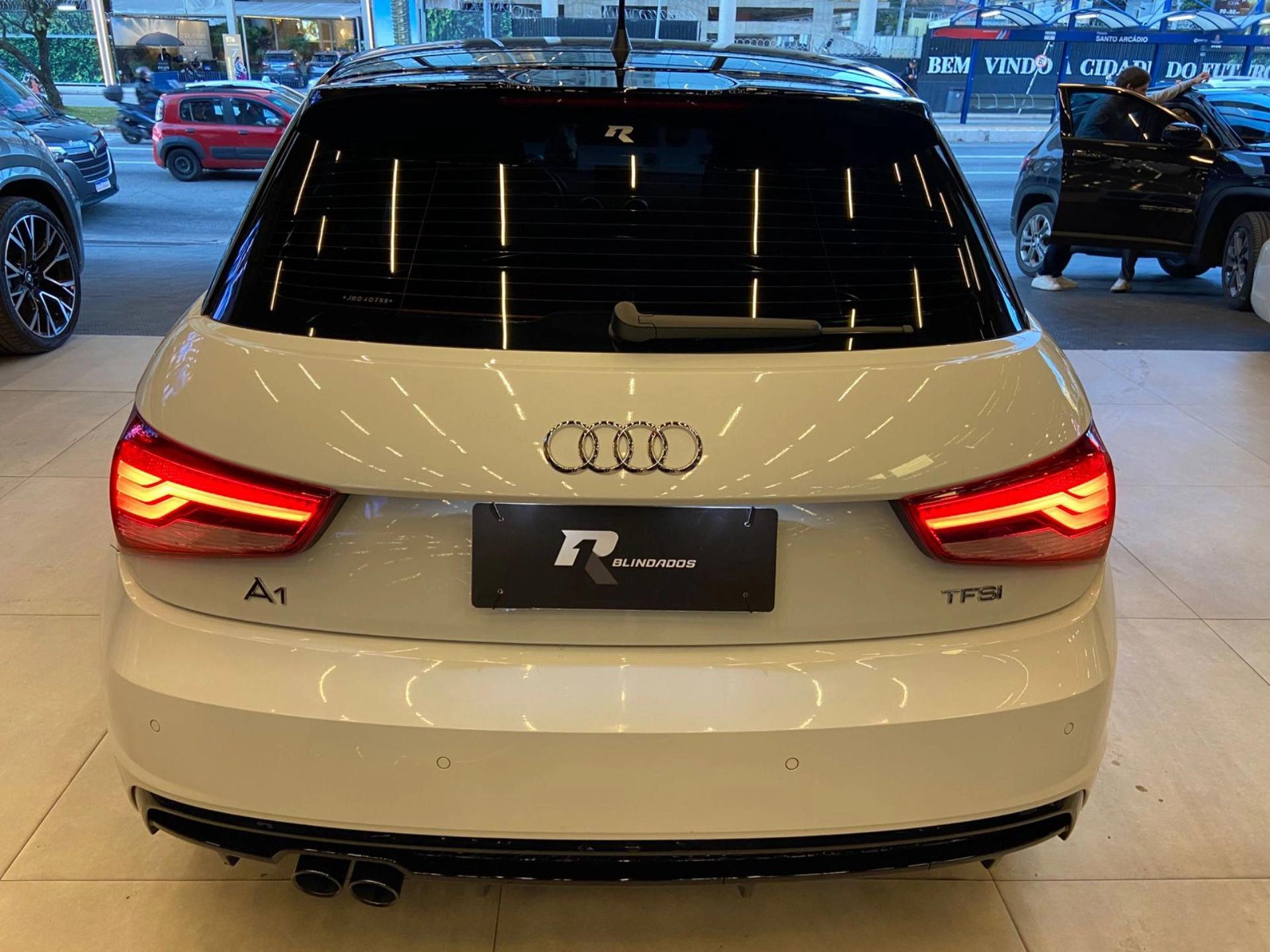 audi A1 1.8 TFSI SPORTBACK AMBITION GASOLINA 4P S-TRONIC 2018