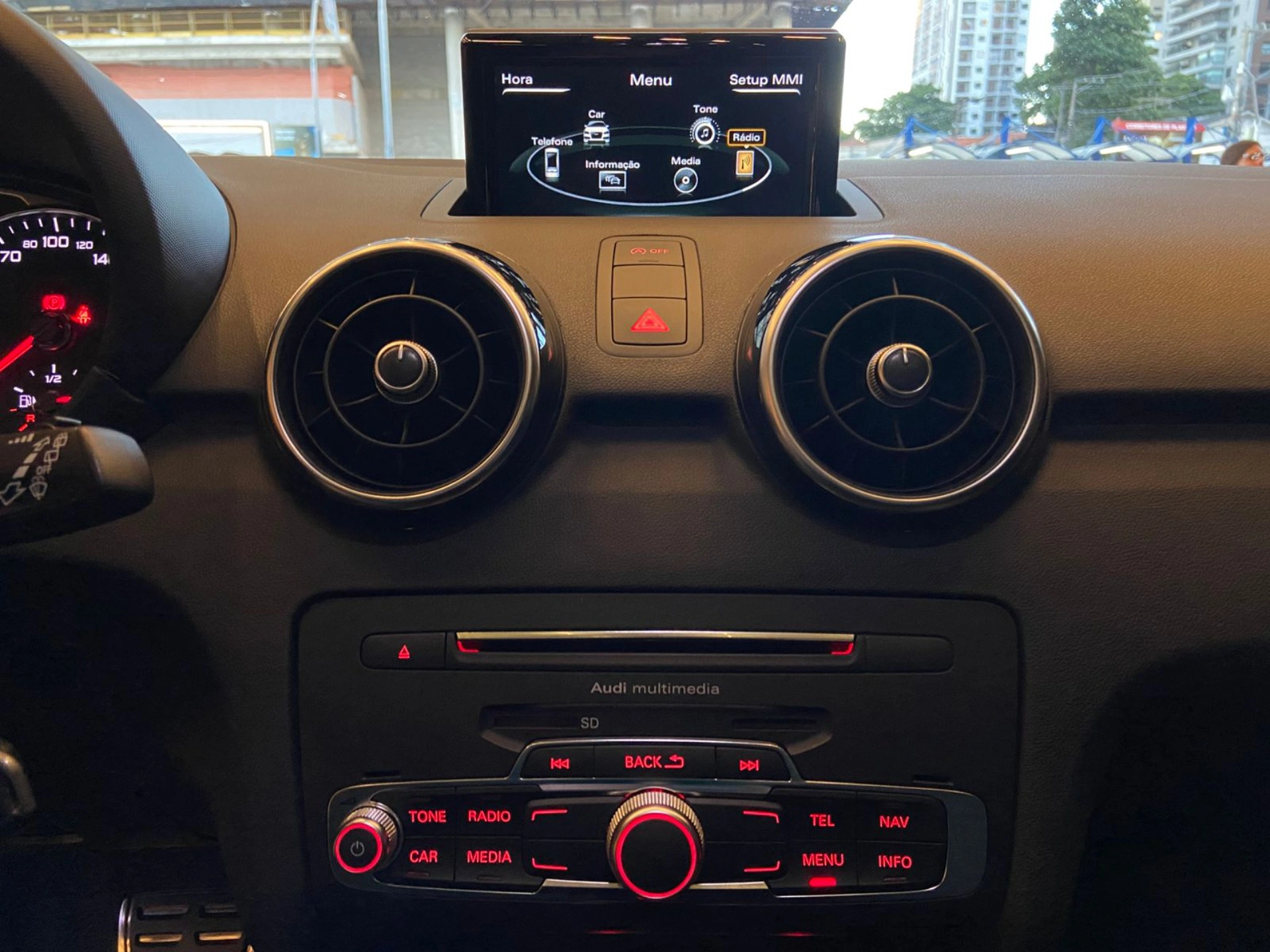 audi A1 1.8 TFSI SPORTBACK AMBITION GASOLINA 4P S-TRONIC 2018