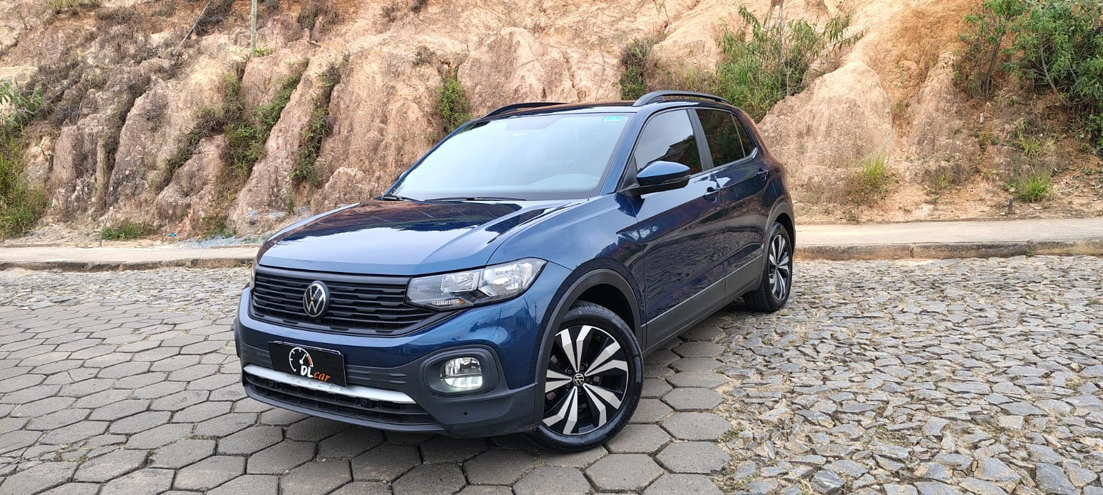 VOLKSWAGEN T-CROSS 1.0 200 TSI TOTAL FLEX AUTOMÁTICO