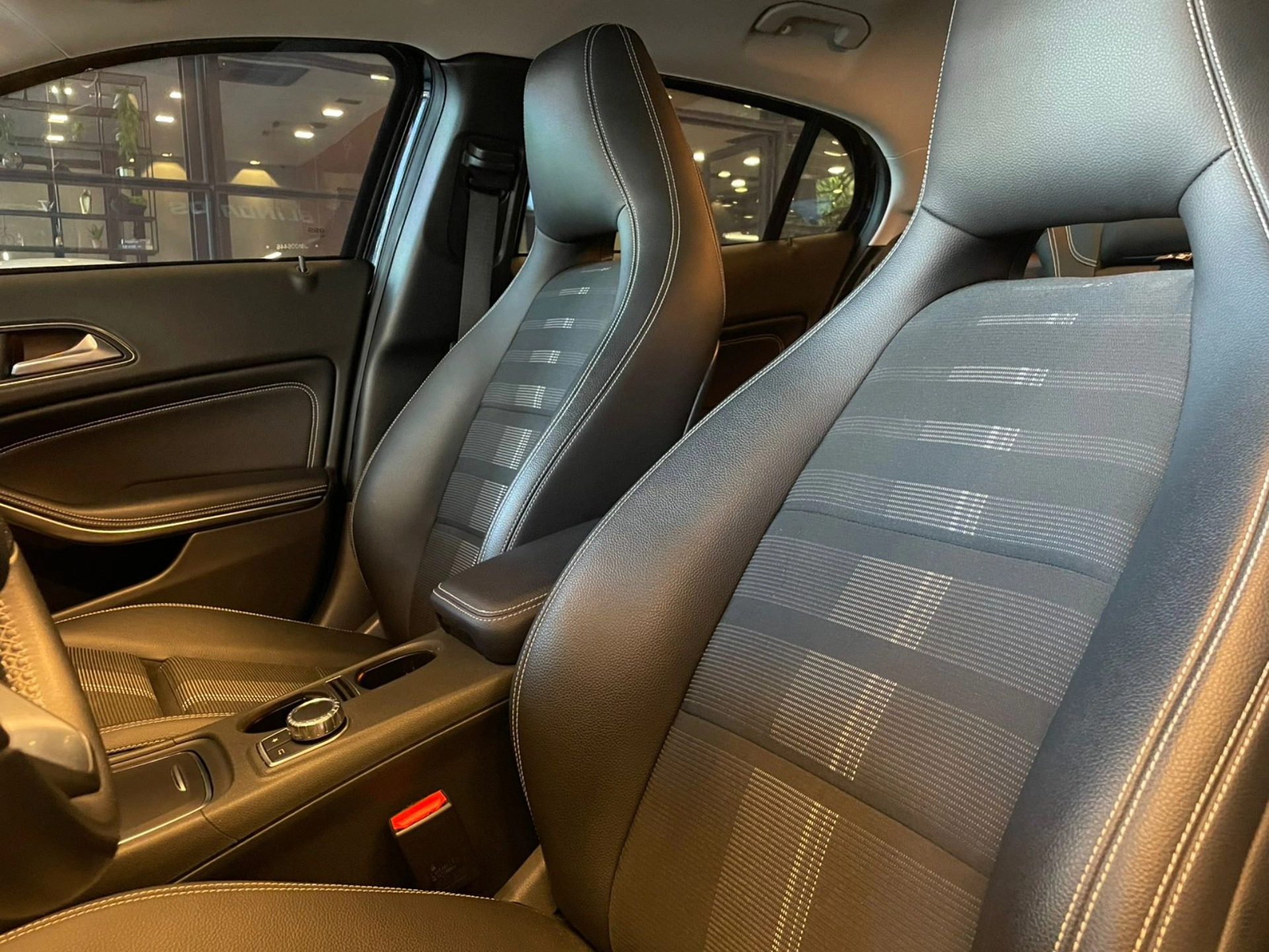 mercedes-benz GLA 200 1.6 CGI FLEX ADVANCE 7G-DCT 2018