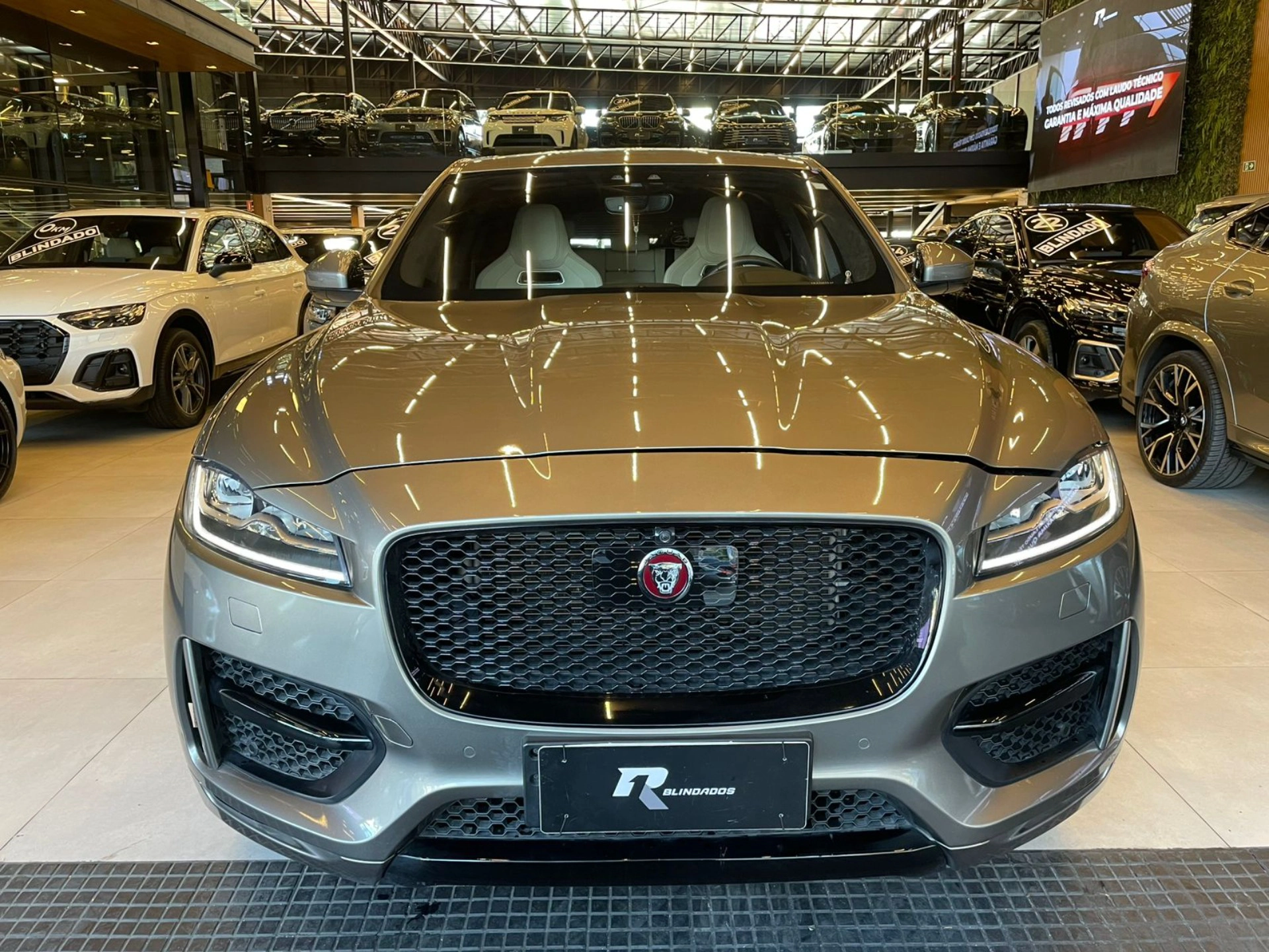 jaguar F-PACE 2.0 16V INGENIUM R-SPORT AWD 4P AUTOMÁTICO 2019