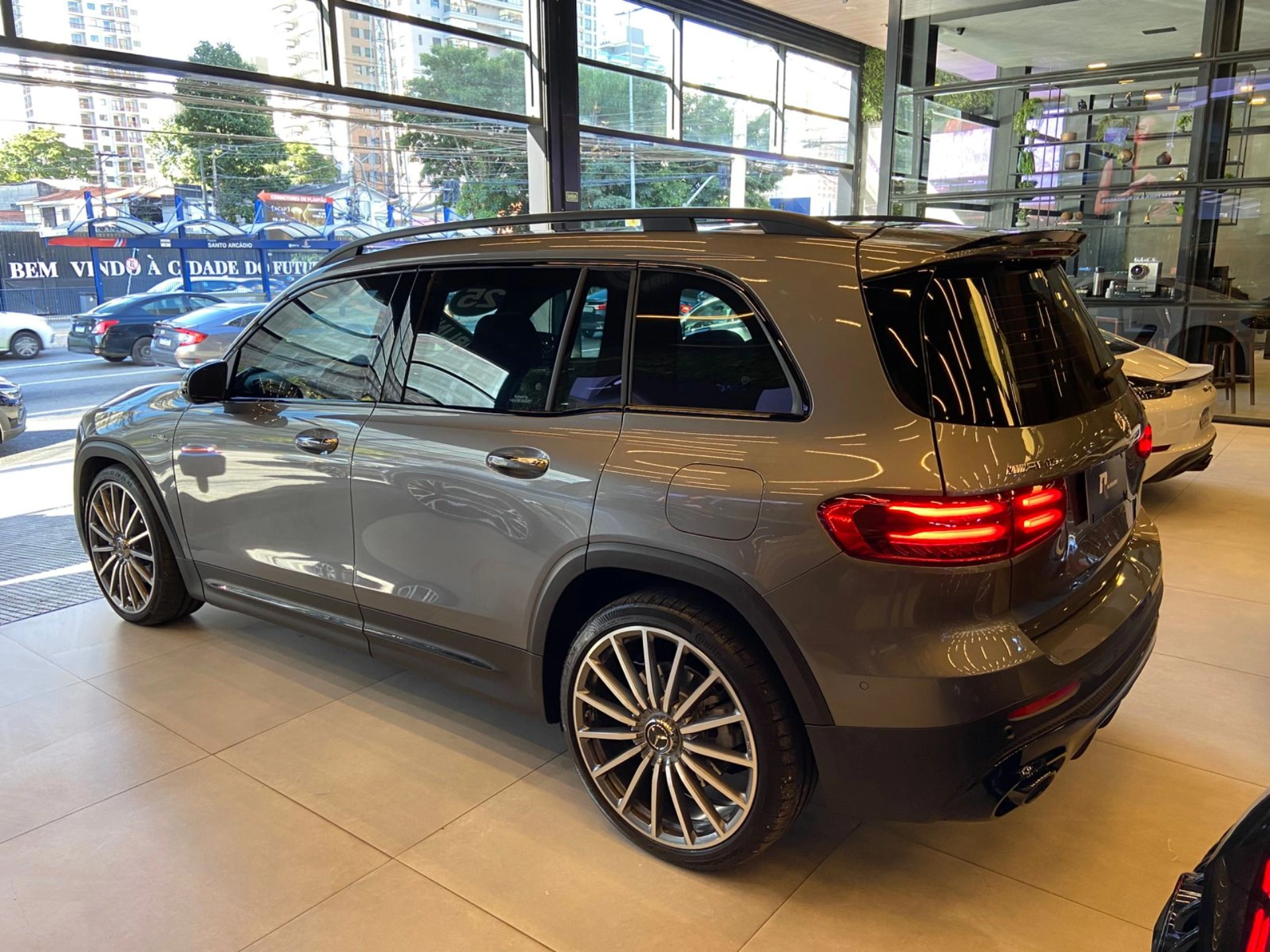 mercedes-benz GLB 35 AMG 2.0 MHEV 4MATIC SPEEDSHIFT 2025