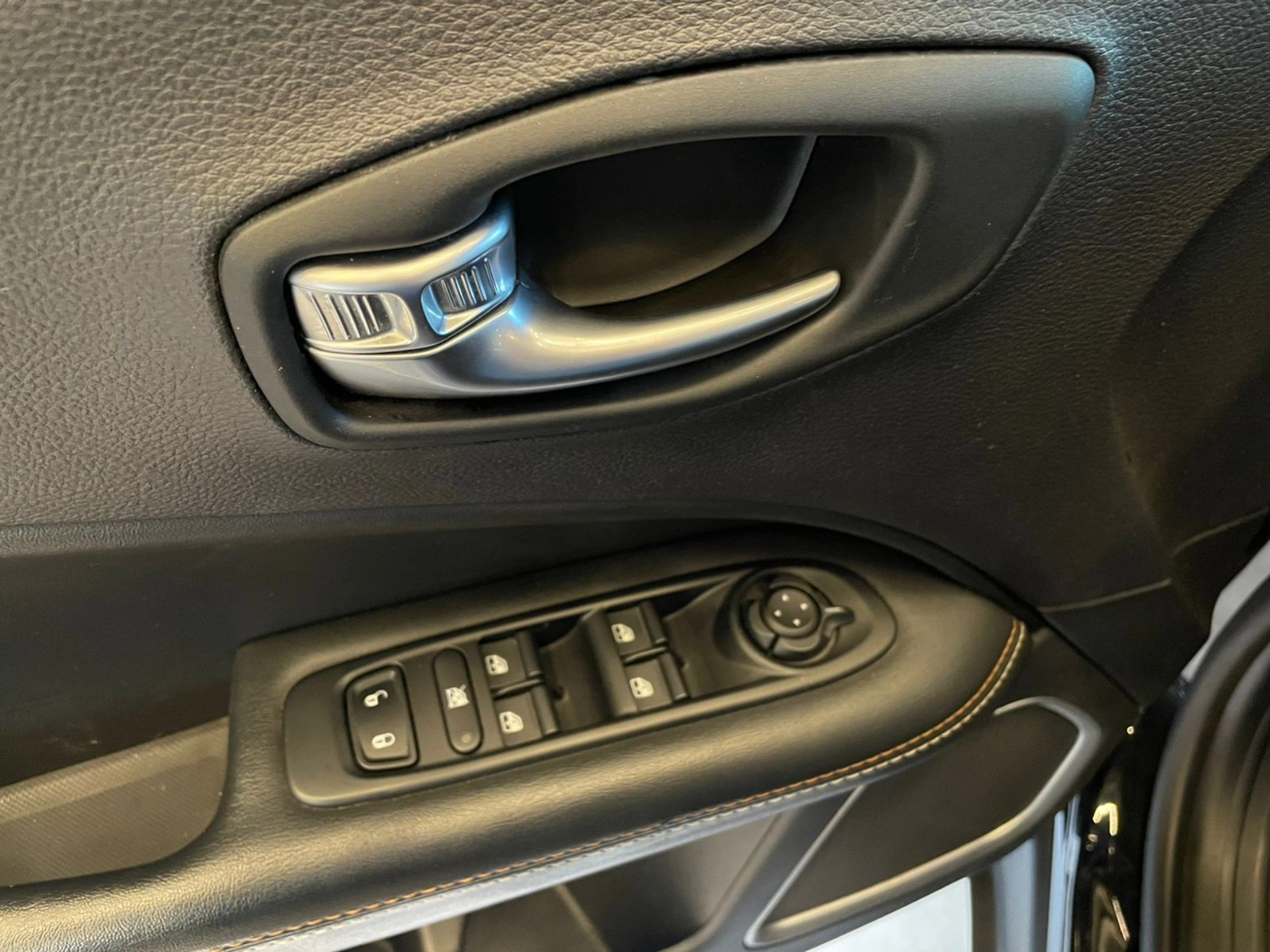 jeep COMPASS 2.0 16V FLEX SPORT AUTOMÁTICO 2020