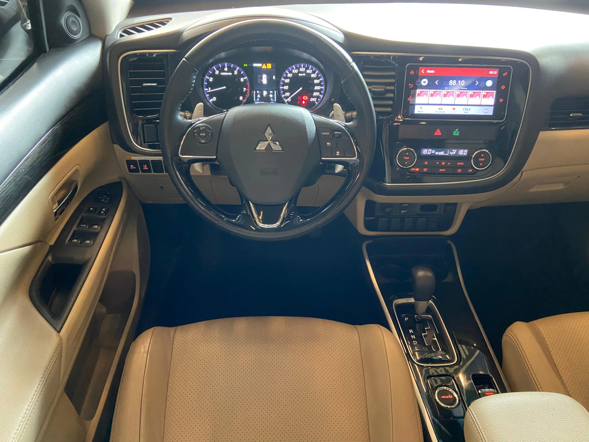 mitsubishi OUTLANDER 3.0 GT 4X4 V6 24V GASOLINA 4P AUTOMÁTICO 2018