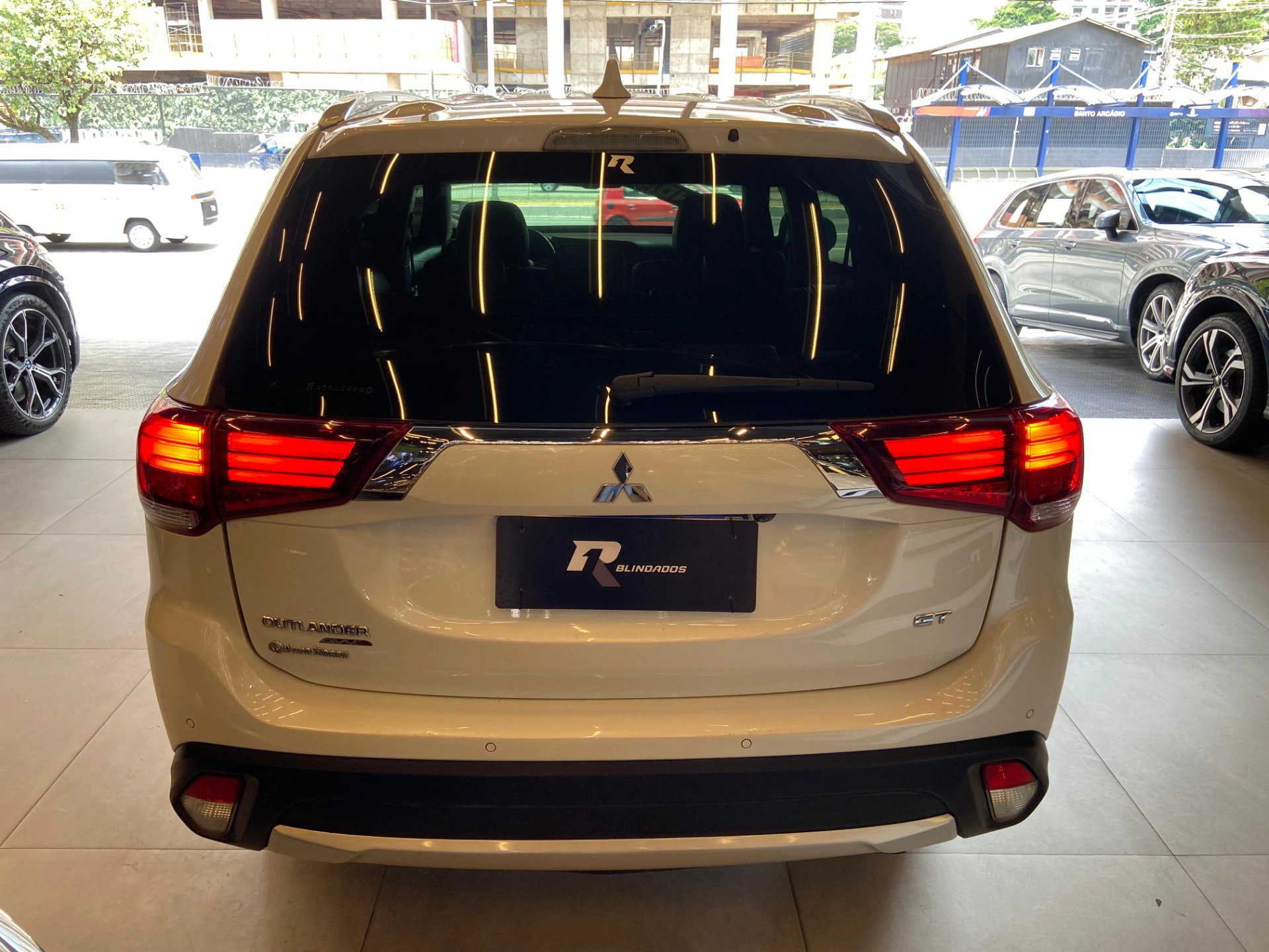 mitsubishi OUTLANDER 3.0 GT 4X4 V6 24V GASOLINA 4P AUTOMÁTICO 2018