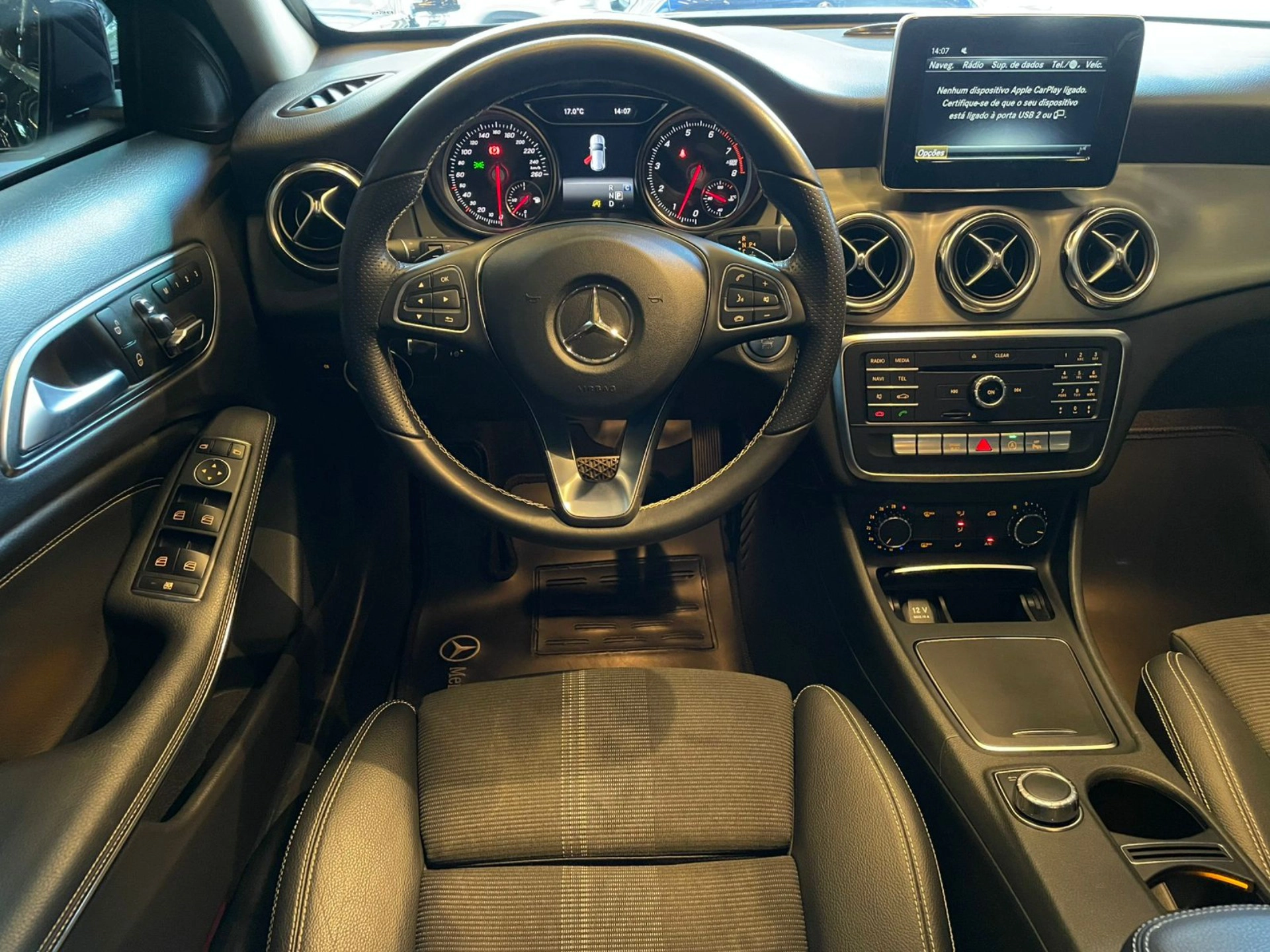 mercedes-benz GLA 200 1.6 CGI FLEX ADVANCE 7G-DCT 2018