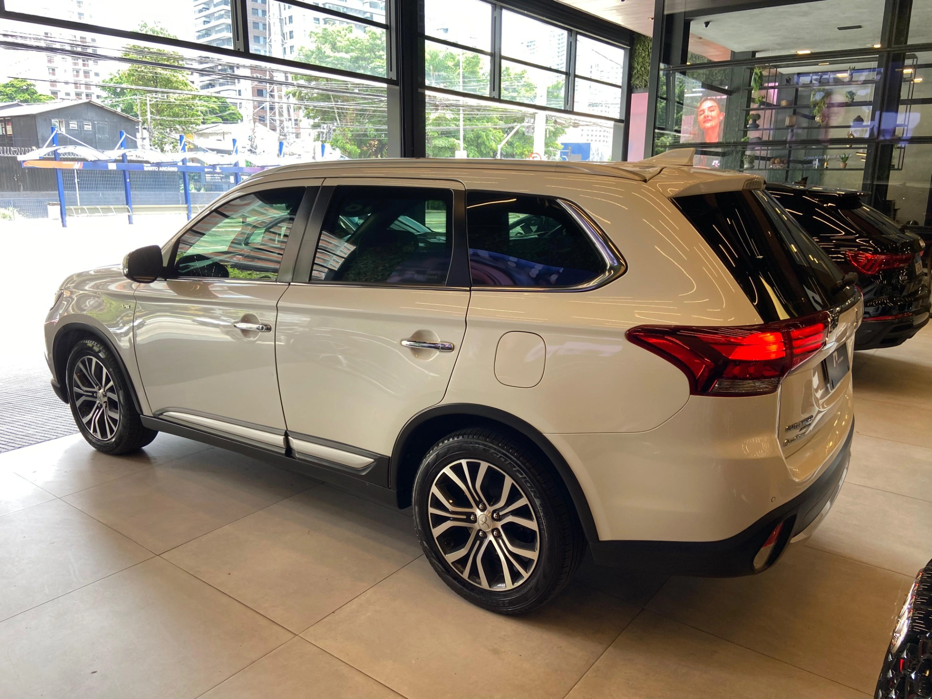 mitsubishi OUTLANDER 3.0 GT 4X4 V6 24V GASOLINA 4P AUTOMÁTICO 2018