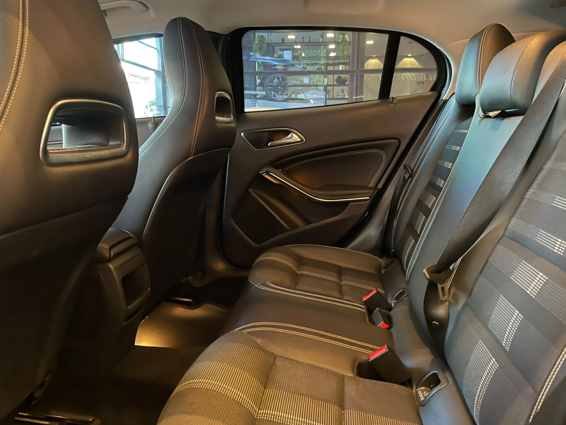 mercedes-benz GLA 200 1.6 CGI FLEX ADVANCE 7G-DCT 2018