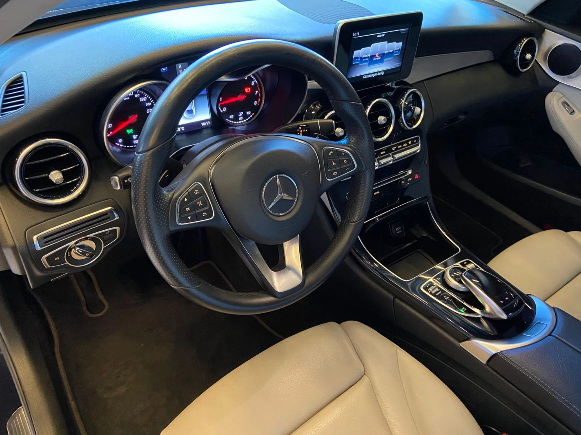 mercedes-benz C 250 2.0 CGI GASOLINA AVANTGARDE 9G-TRONIC 2018