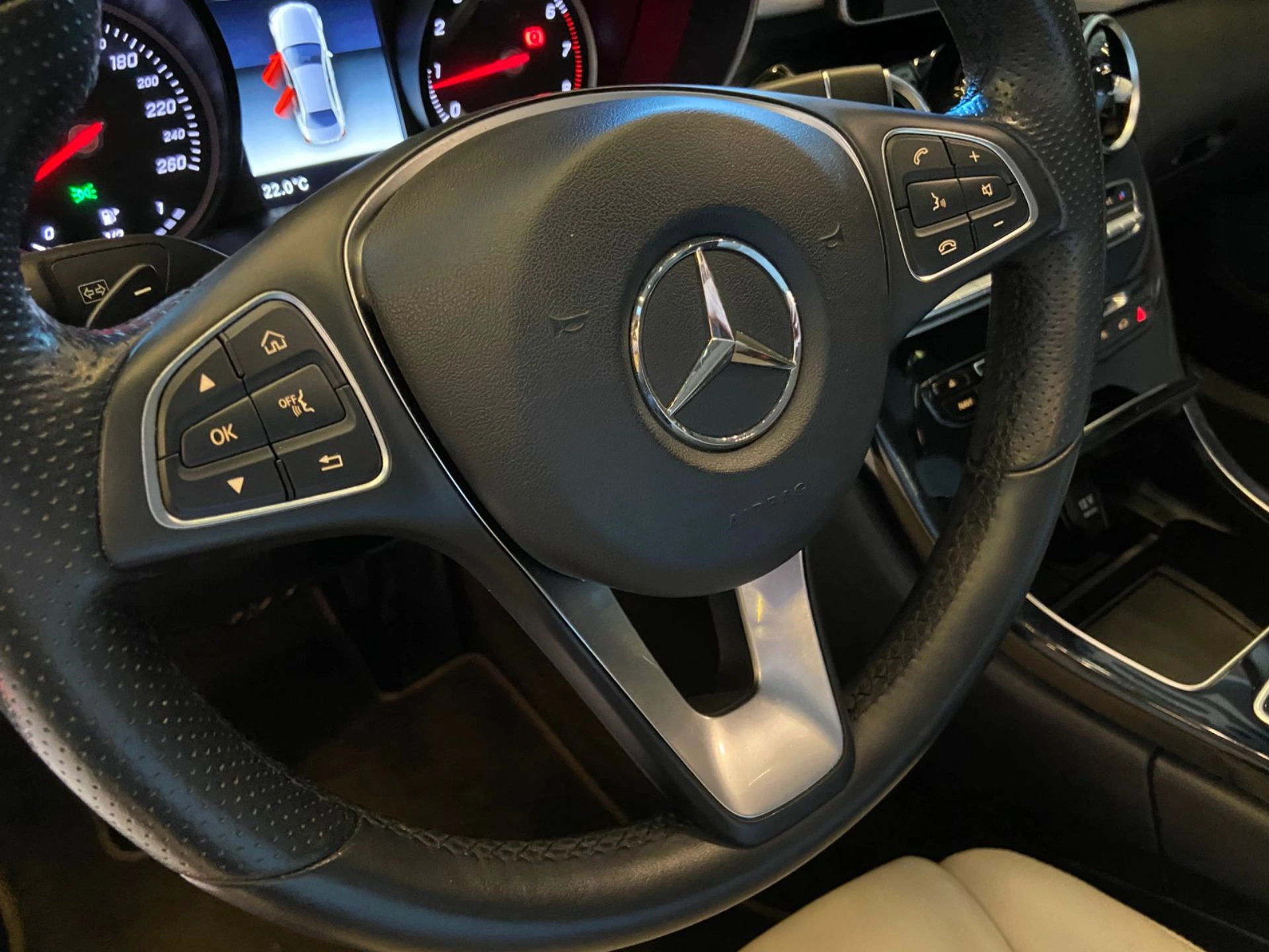 mercedes-benz C 250 2.0 CGI GASOLINA AVANTGARDE 9G-TRONIC 2018