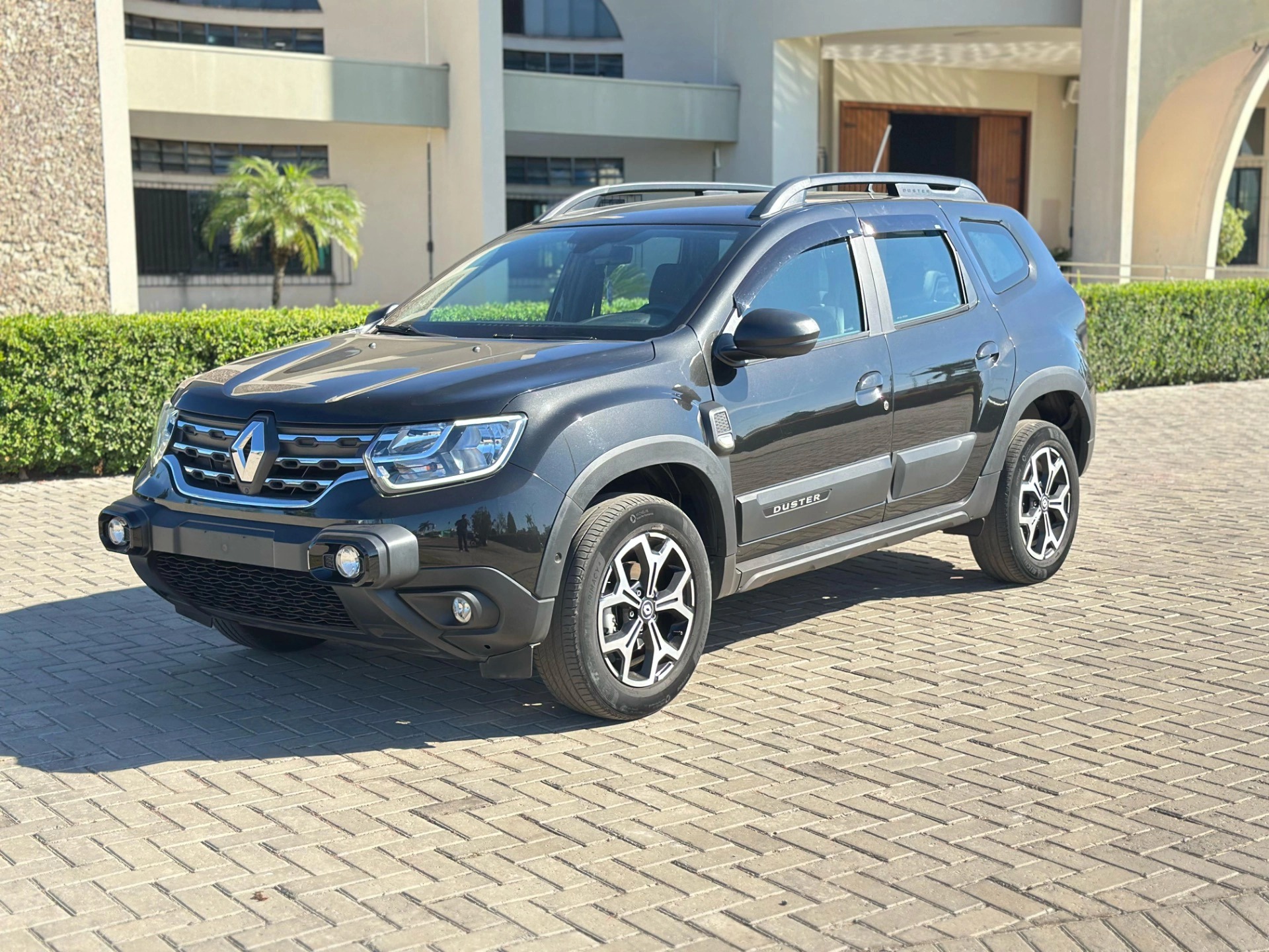 RENAULT DUSTER - Imagem 2