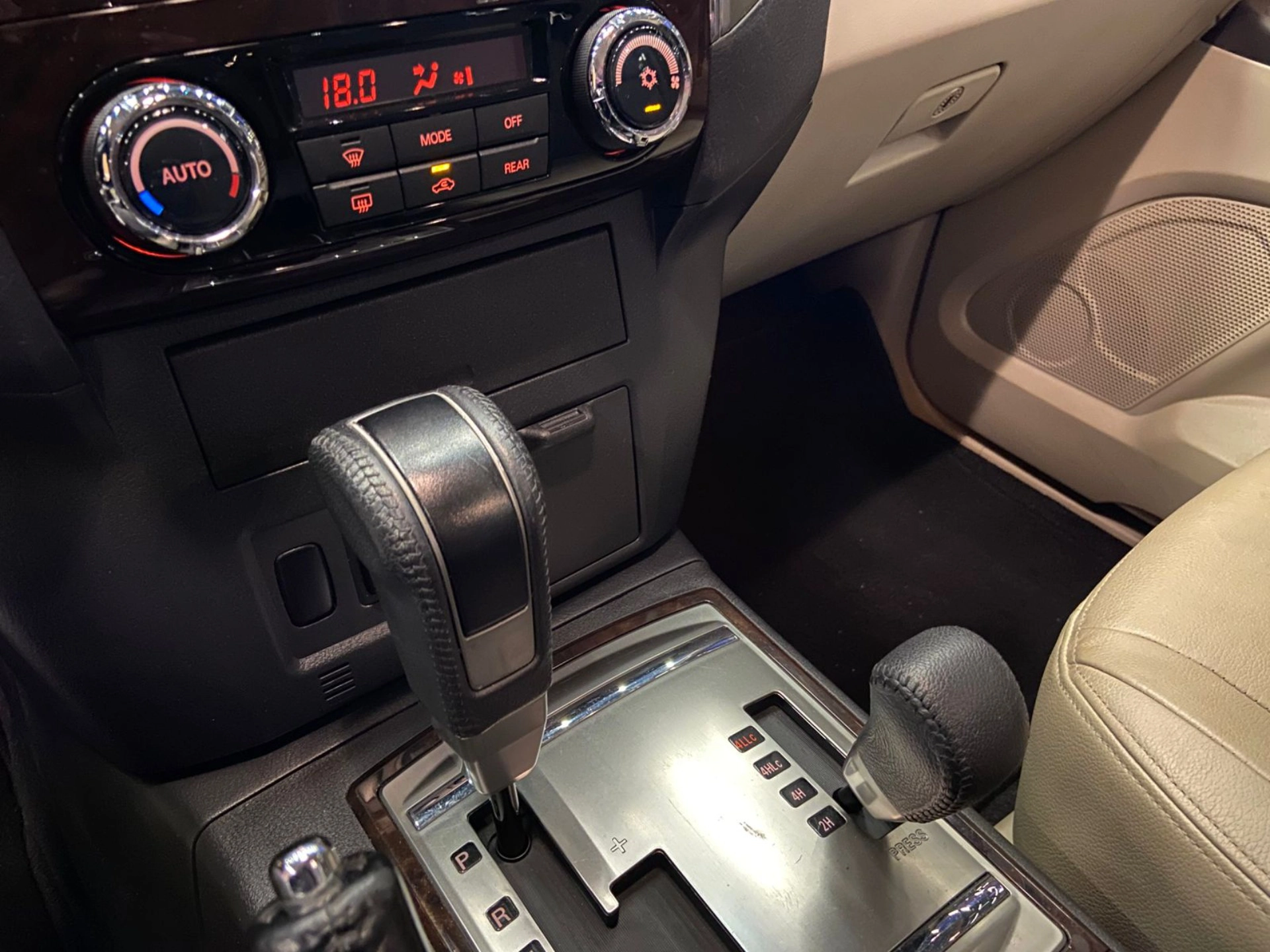 mitsubishi PAJERO FULL 3.2 HPE 4X4 16V TURBO INTERCOOLER DIESEL 4P AUTOMÁTICO 2020