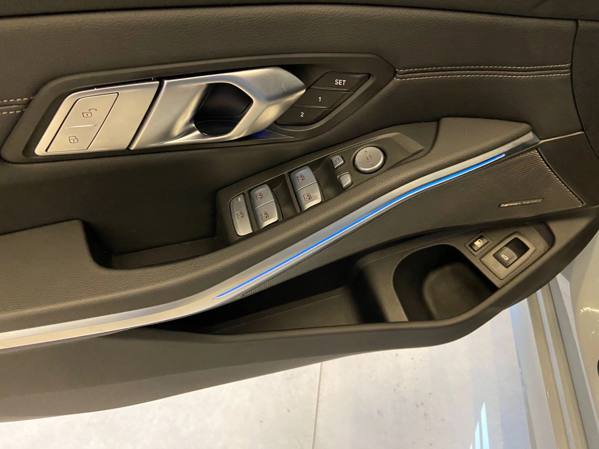 bmw 330E 2.0 16V TURBO HÍBRIDO M SPORT AUTOMÁTICO 2024
